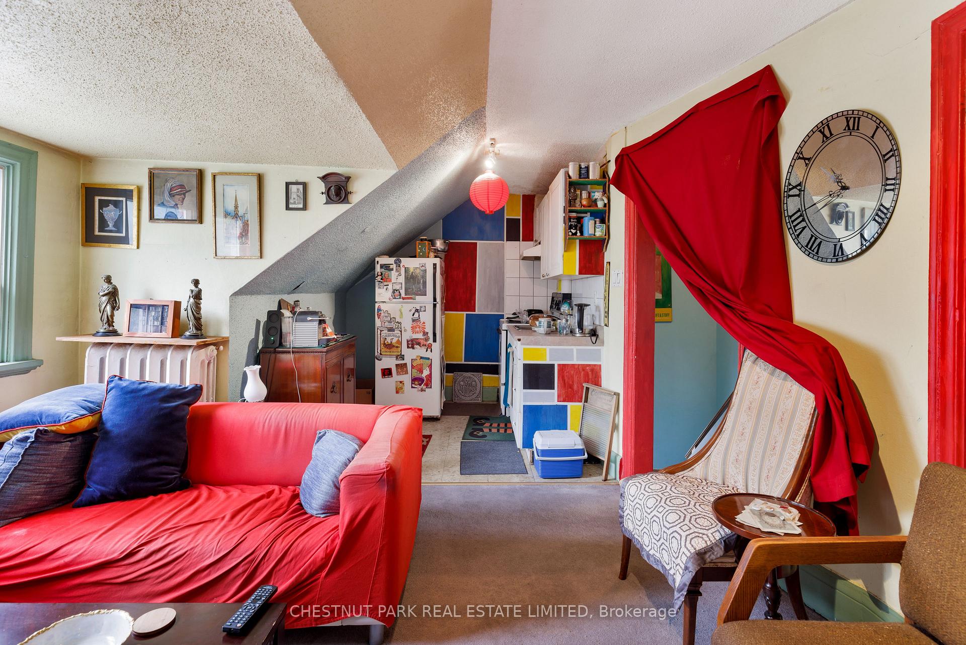 Photo 30 of 185 Walmer Road, Toronto, The Annex — HOMEH