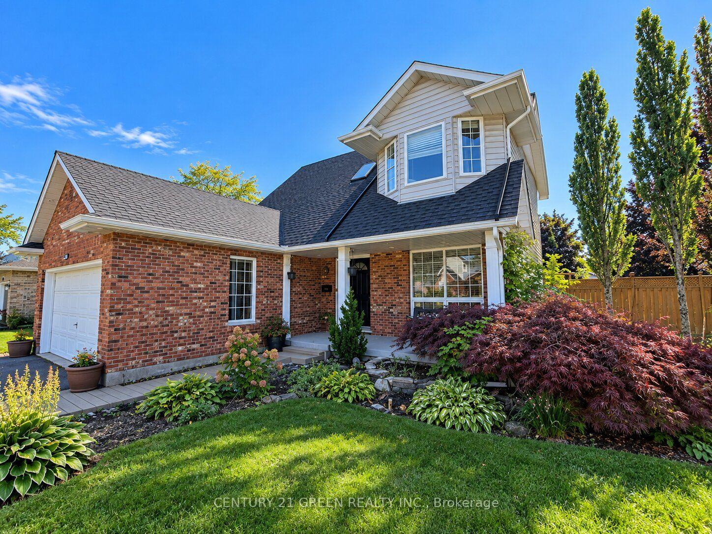Photo 3 of 3829 Northwood Drive, Niagara Falls, Mt. Carmel — HOMEH