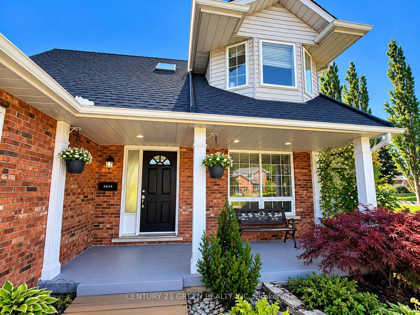 Photo 4 of 3829 Northwood Drive, Niagara Falls, Mt. Carmel — HOMEH