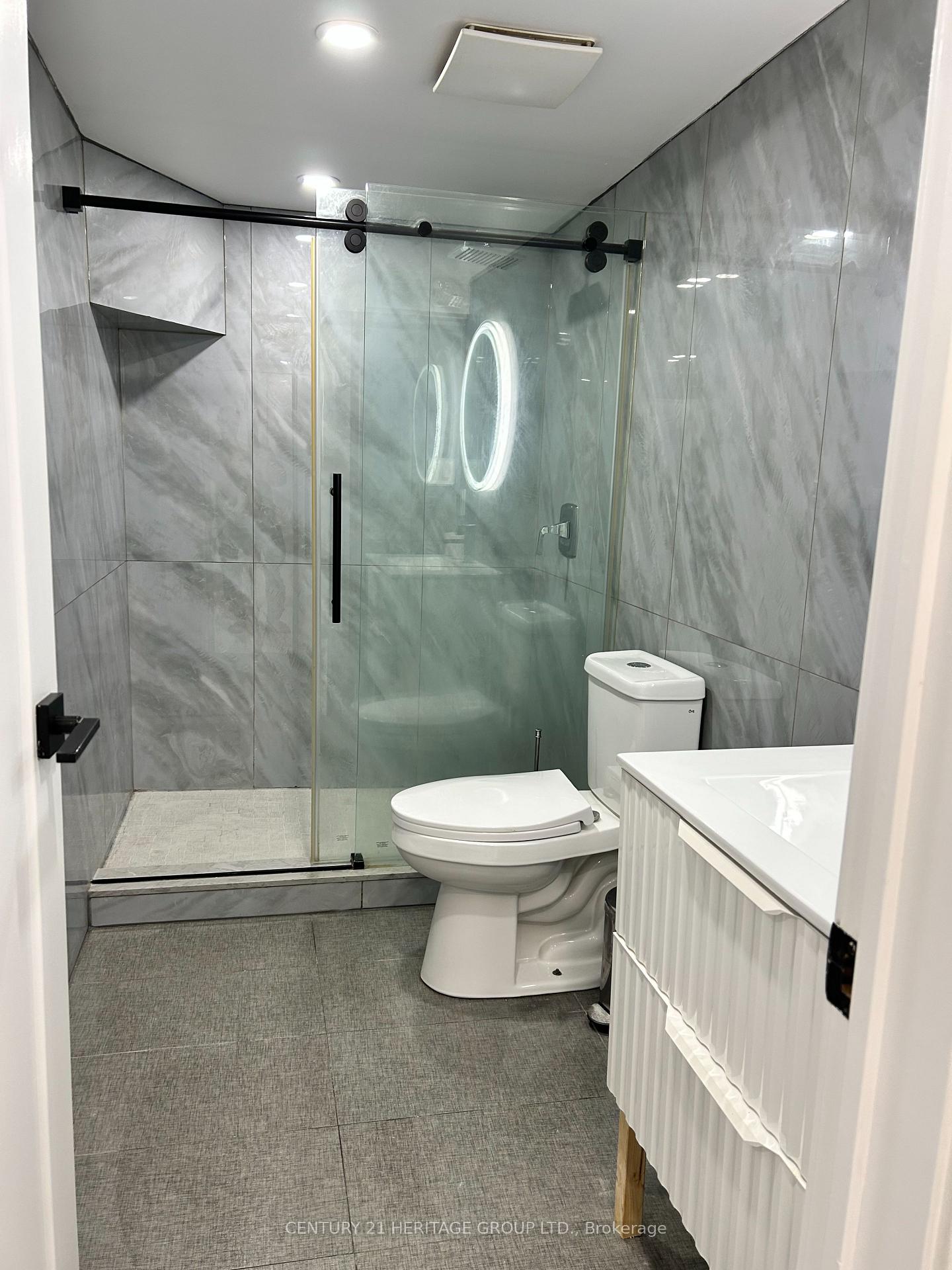 Photo 7 of Unit Basement, 326 McConvey Drive, Richmond Hill, Crosby — HOMEH