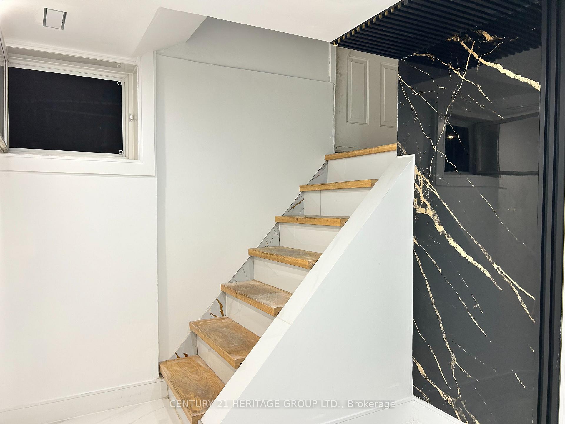 Photo 13 of Unit Basement, 326 McConvey Drive, Richmond Hill, Crosby — HOMEH