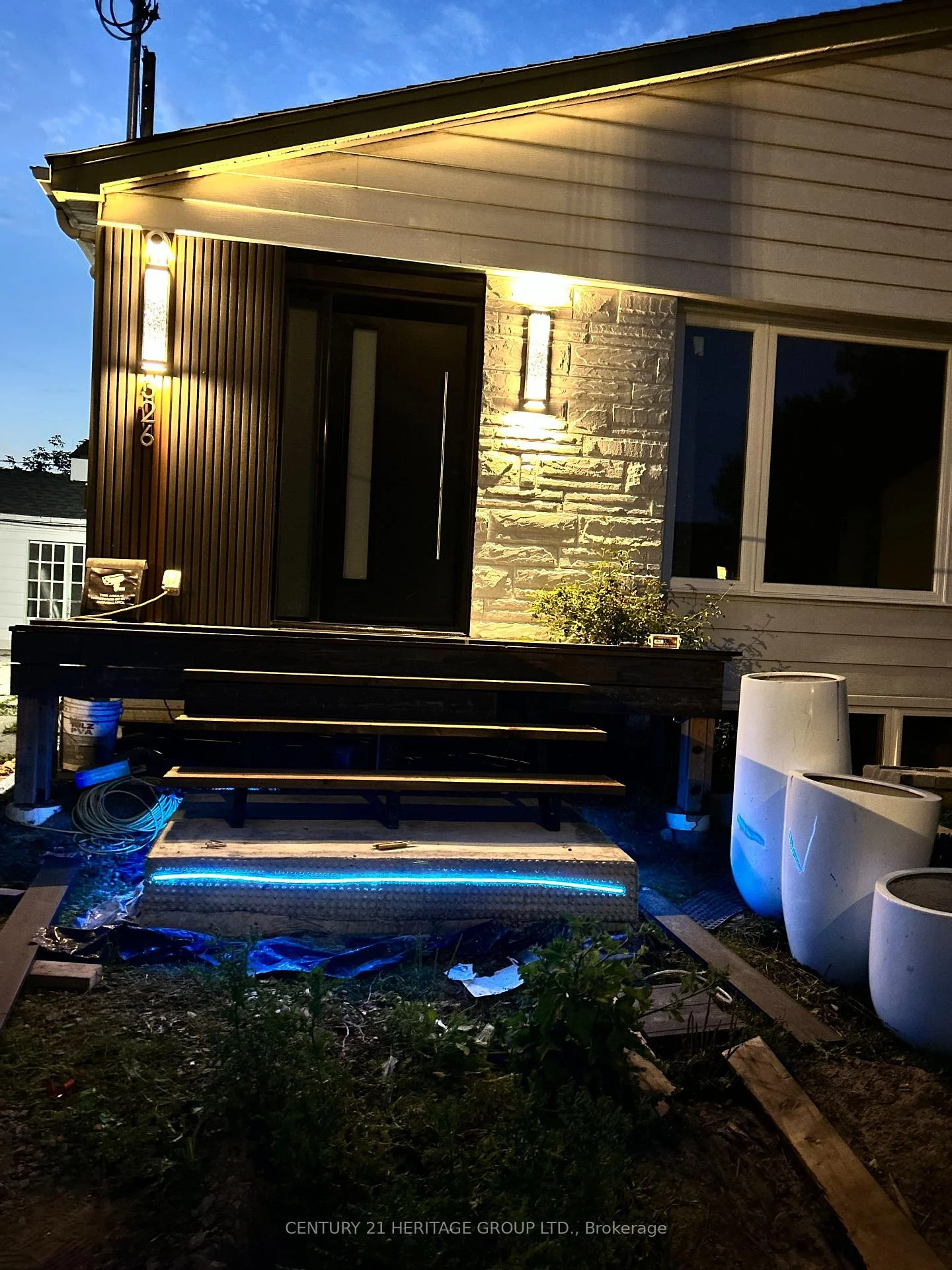 Photo 2 of Unit Basement, 326 McConvey Drive, Richmond Hill, Crosby — HOMEH