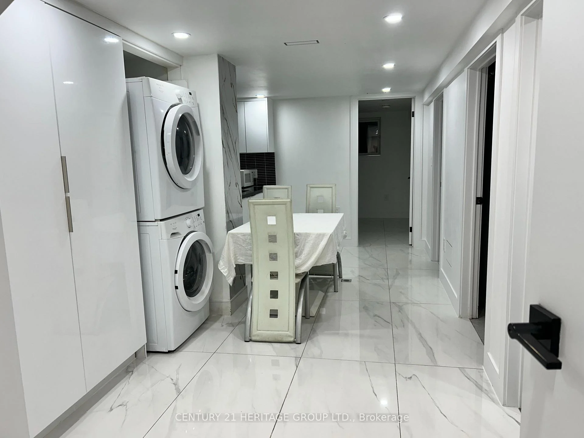 Photo 8 of Unit Basement, 326 McConvey Drive, Richmond Hill, Crosby — HOMEH