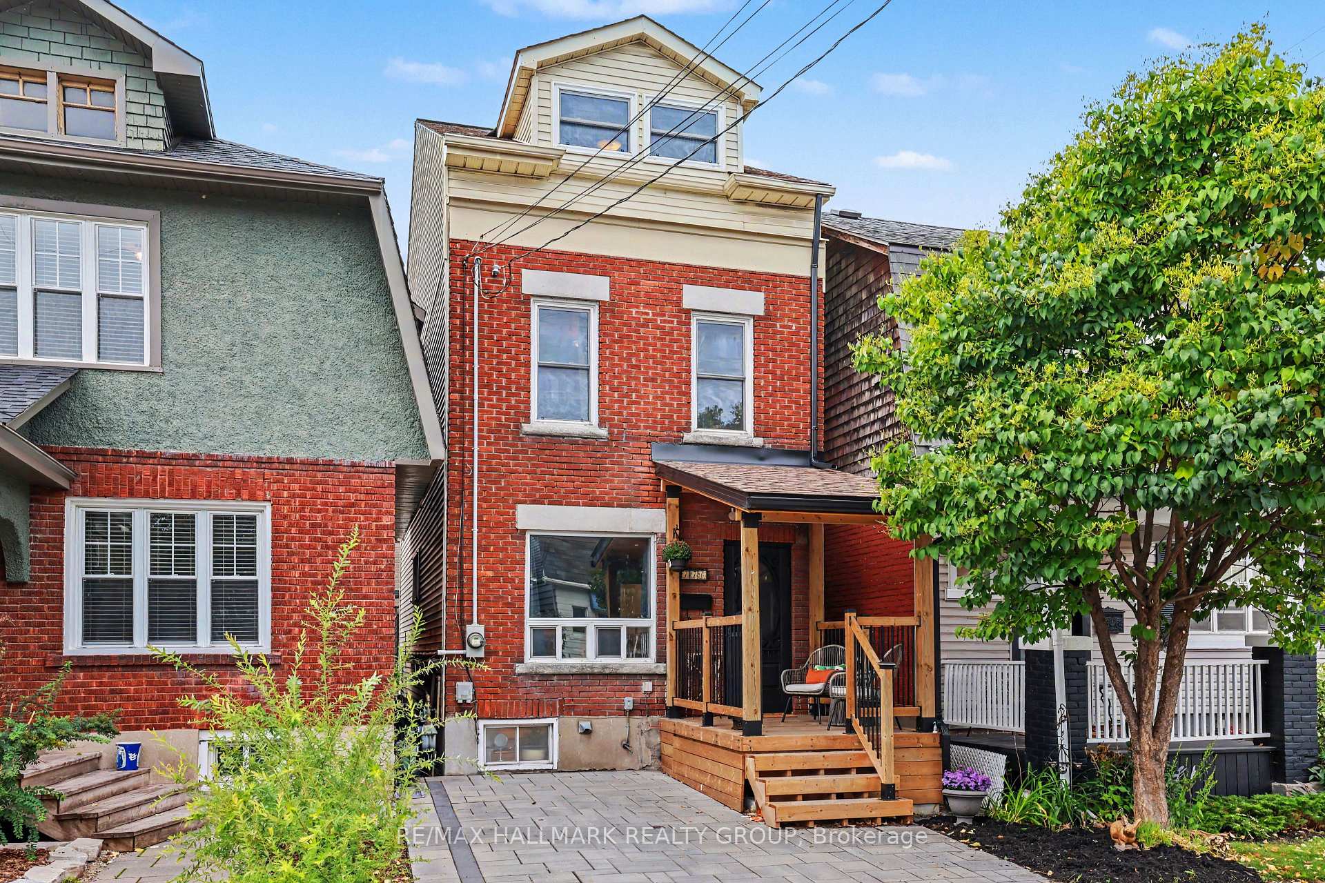 Photo of 116 Hamilton Avenue N
