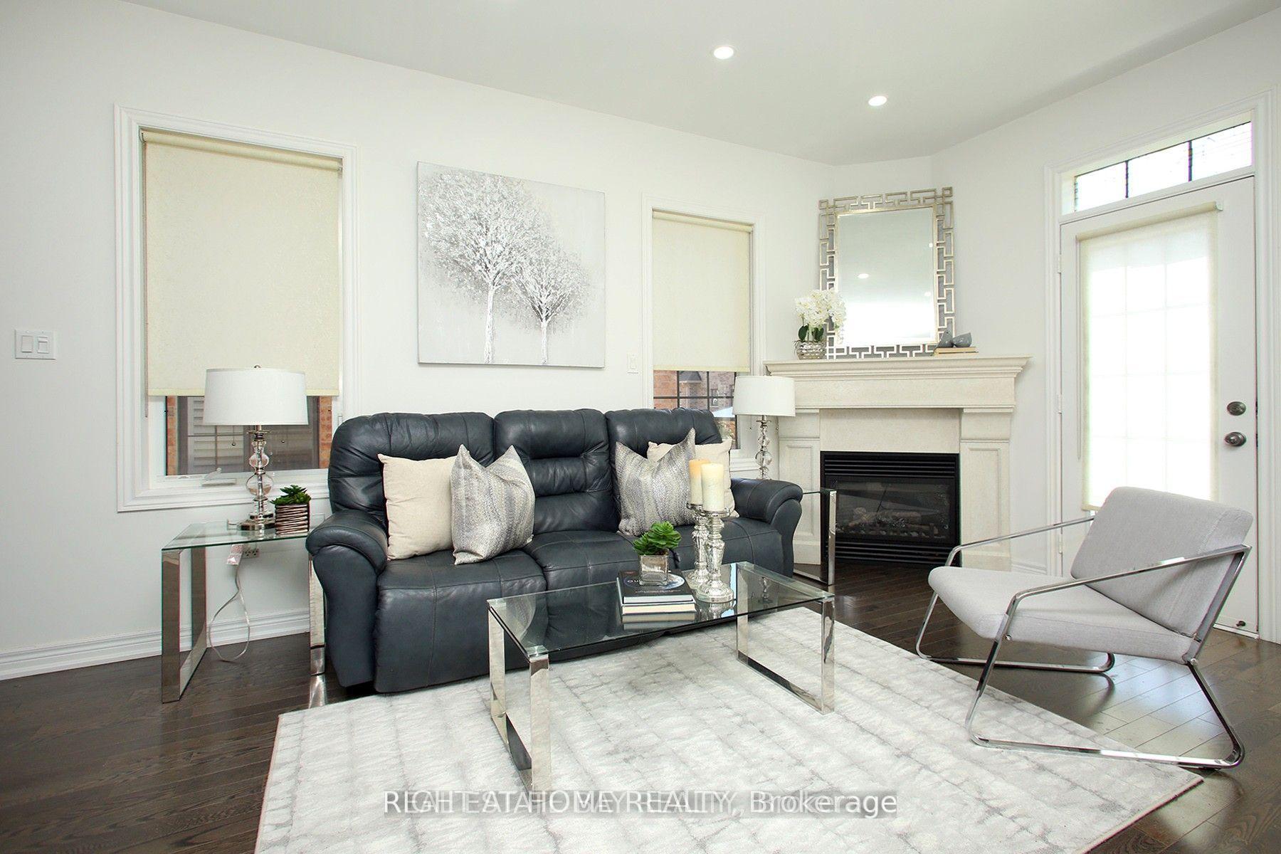 Photo 5 of 25 Sibella Way, Vaughan, Vellore Village — HOMEH