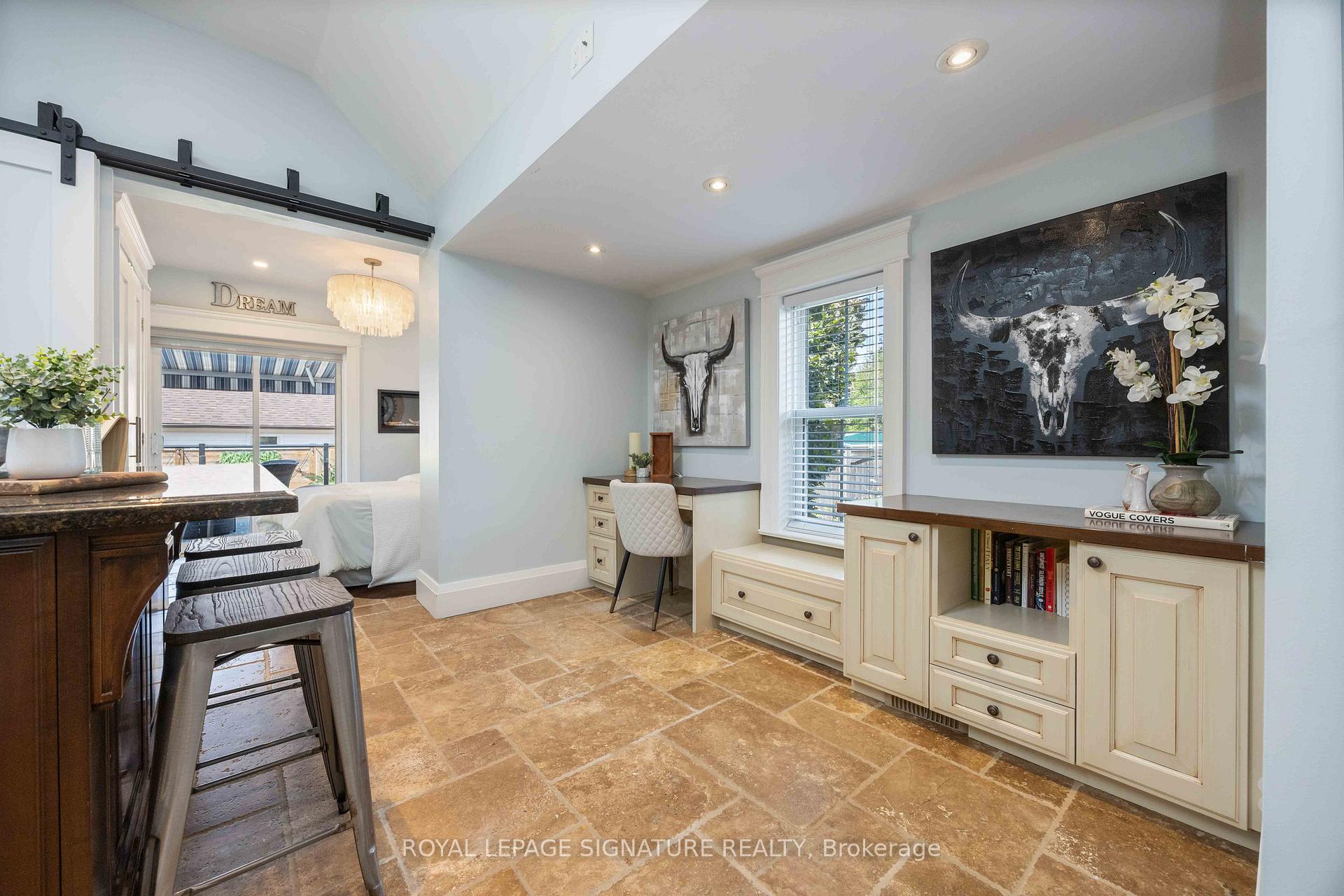 Photo 14 of 213 Second Street, Whitchurch-Stouffville, Stouffville — HOMEH