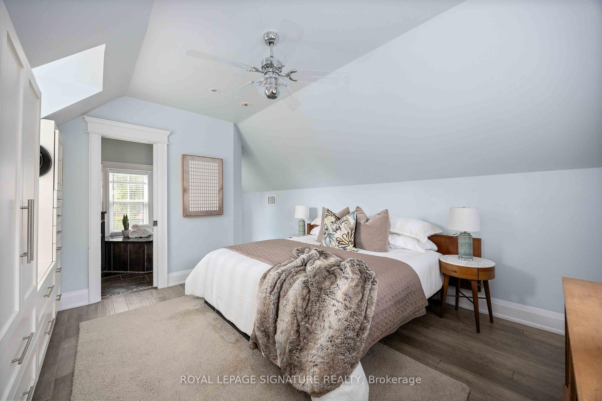Photo 23 of 213 Second Street, Whitchurch-Stouffville, Stouffville — HOMEH