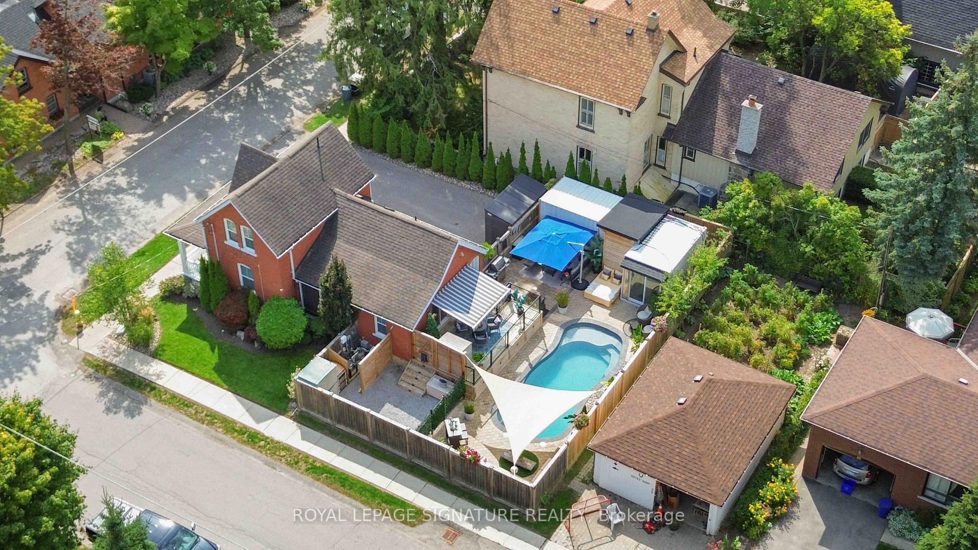 Photo 45 of 213 Second Street, Whitchurch-Stouffville, Stouffville — HOMEH
