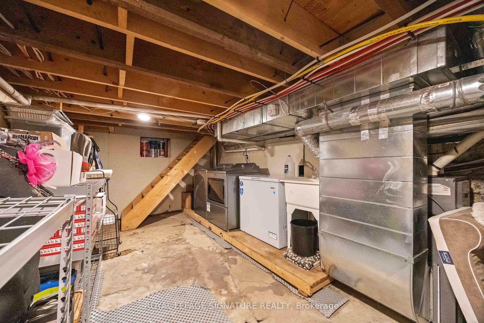 Photo 46 of 213 Second Street, Whitchurch-Stouffville, Stouffville — HOMEH