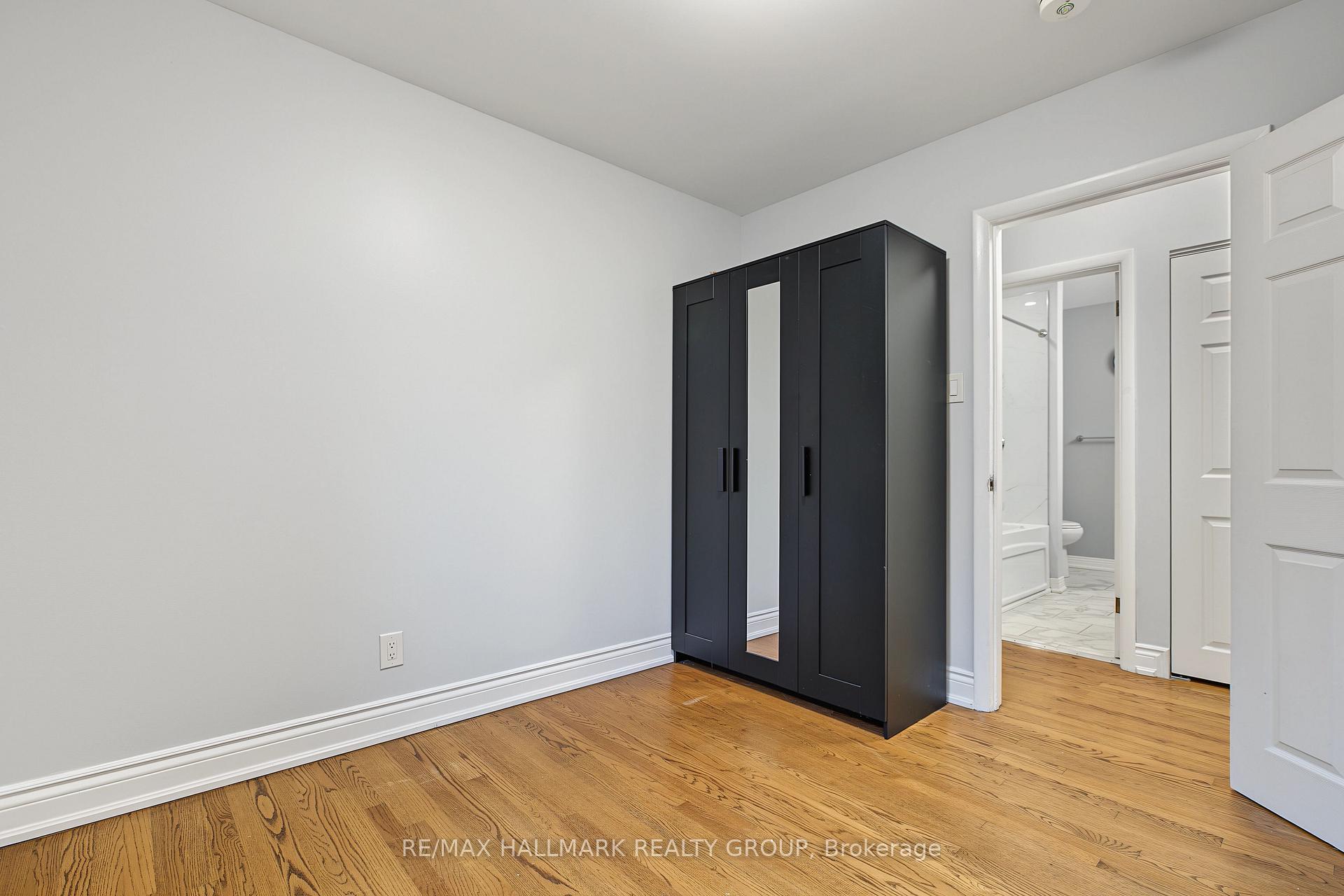 Photo 20 of Unit Unit A (upper unit), 1135 Maitland Avenue, Ottawa, Copeland Park — HOMEH