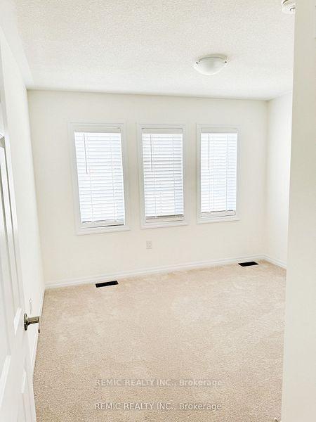 Photo 19 of 203 Flood Avenue, Clarington, Newcastle — HOMEH
