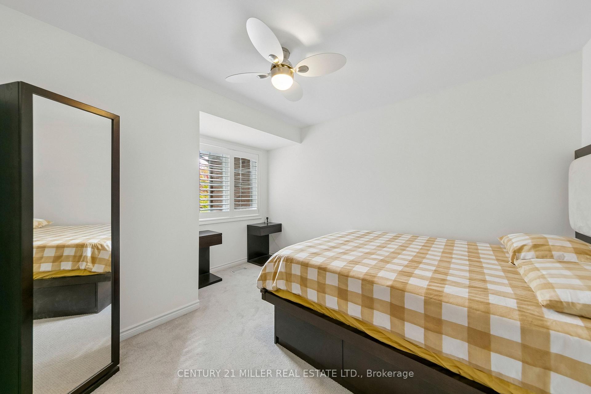 Photo 24 of Unit 37, 300 Ravineview Way, Oakville, Wedgewood Creek — HOMEH