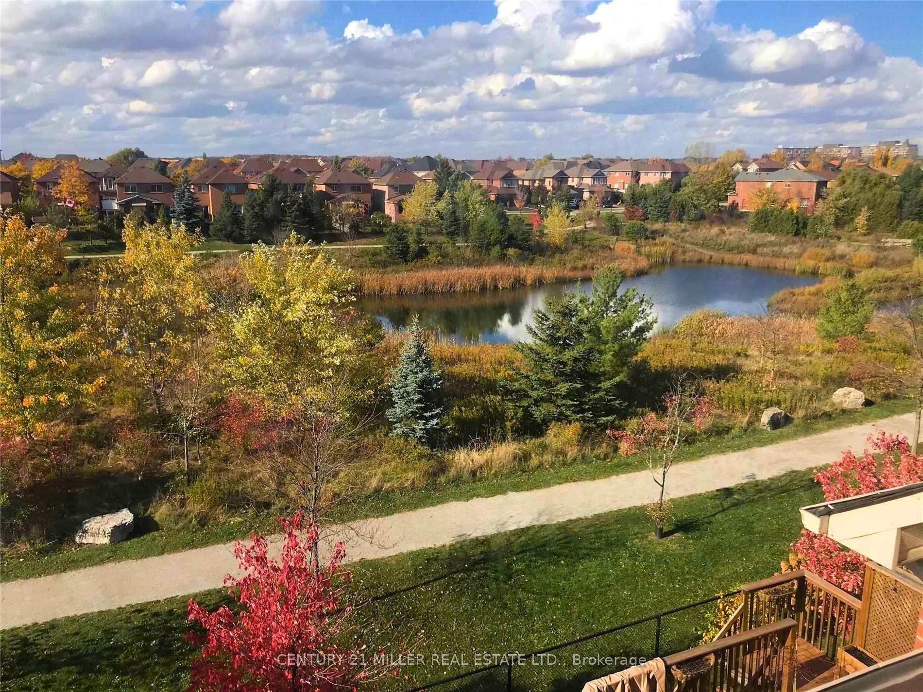 Photo 40 of Unit 37, 300 Ravineview Way, Oakville, Wedgewood Creek — HOMEH