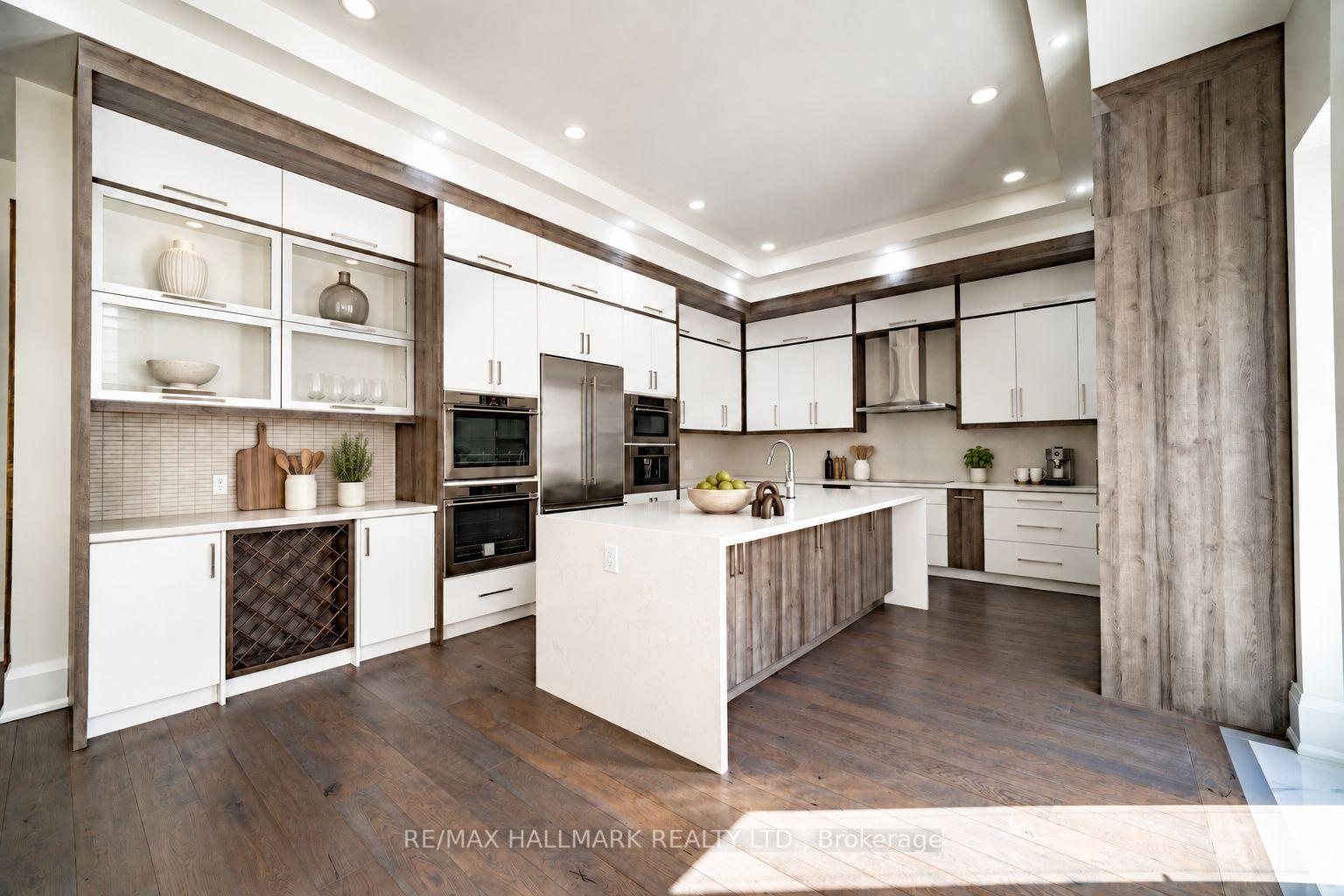 Photo 3 of 72 Grayfield Drive, Whitchurch-Stouffville, Ballantrae — HOMEH