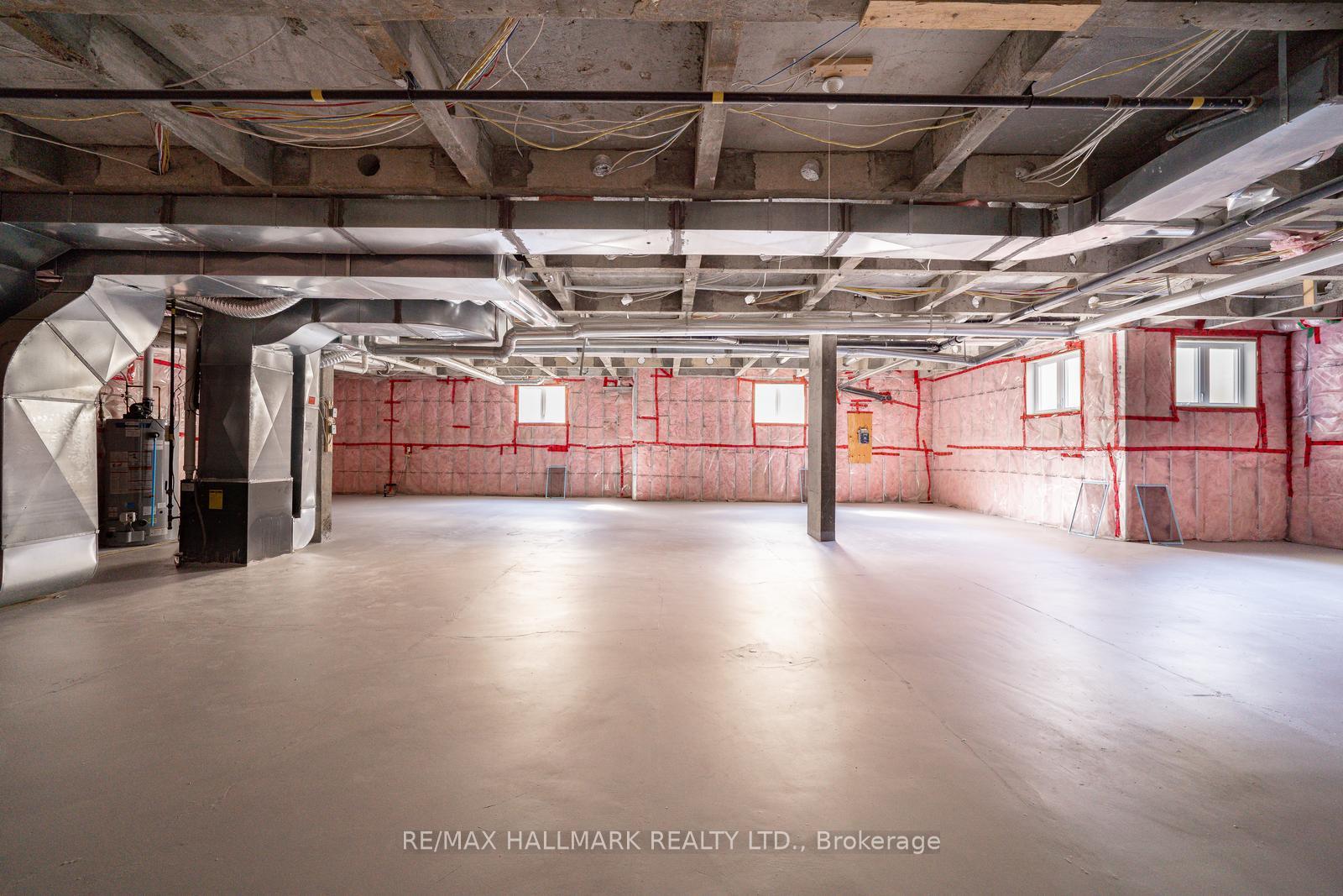 Photo 37 of 72 Grayfield Drive, Whitchurch-Stouffville, Ballantrae — HOMEH