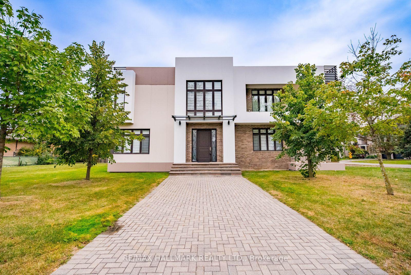 Photo 2 of 26 Lancer Drive, Vaughan, Maple — HOMEH
