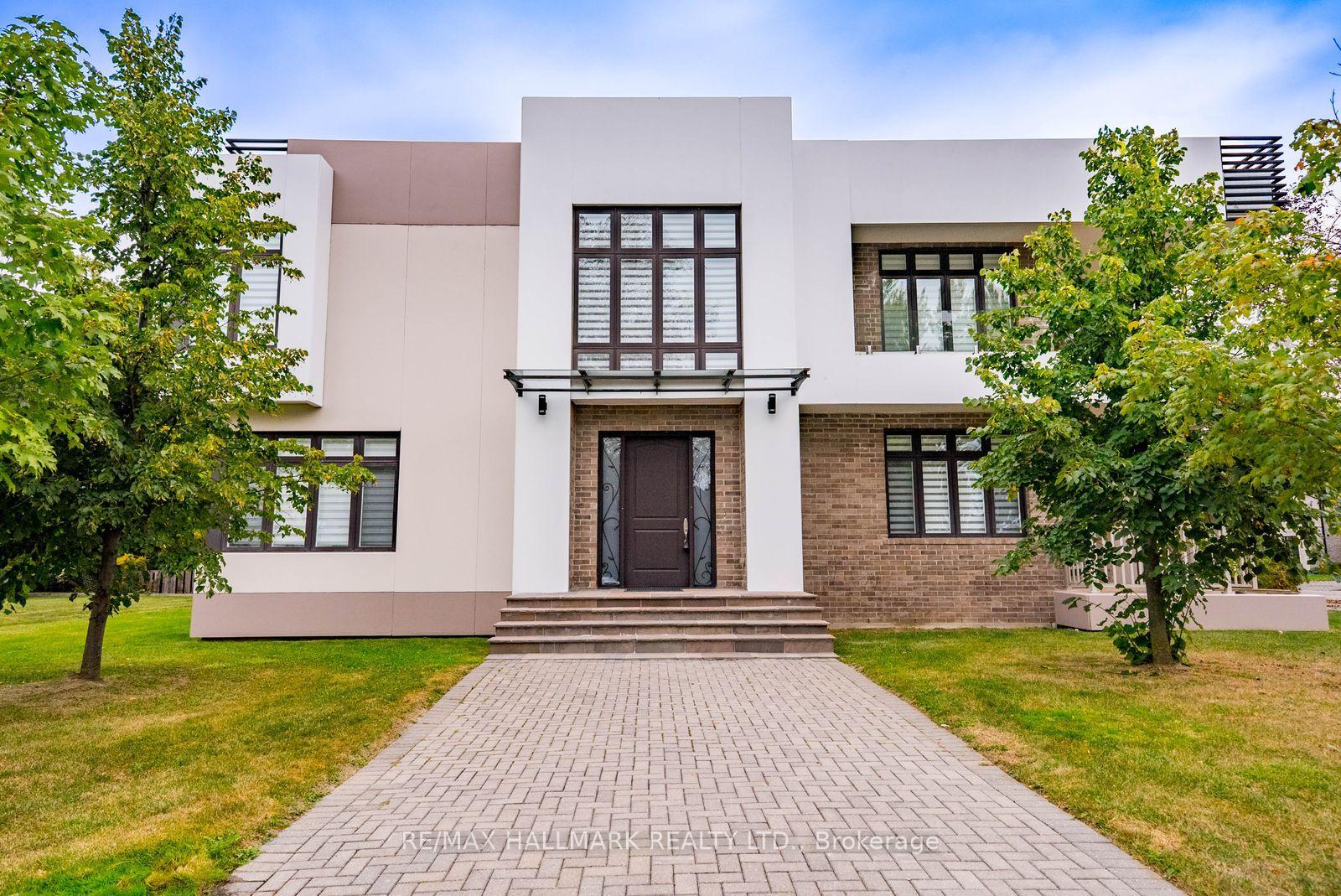 Photo 3 of 26 Lancer Drive, Vaughan, Maple — HOMEH