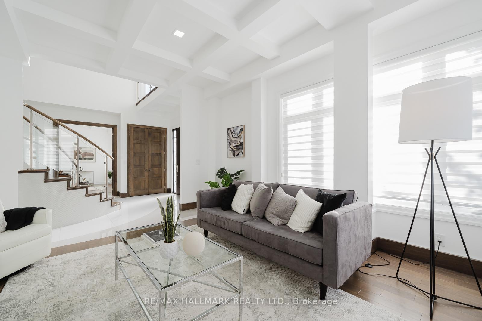 Photo 11 of 26 Lancer Drive, Vaughan, Maple — HOMEH