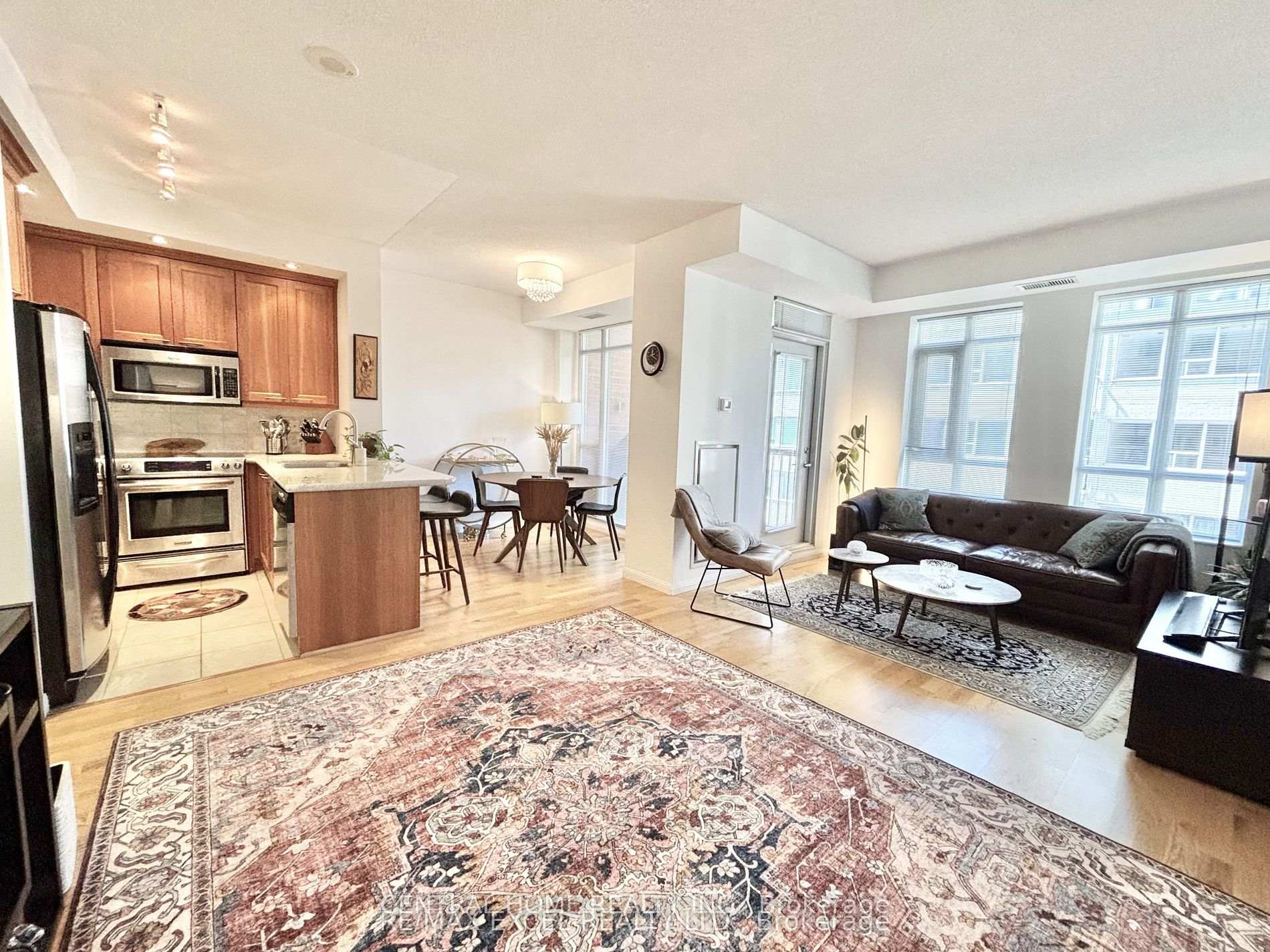Photo of Unit 426, 900 Mount Pleasant Road