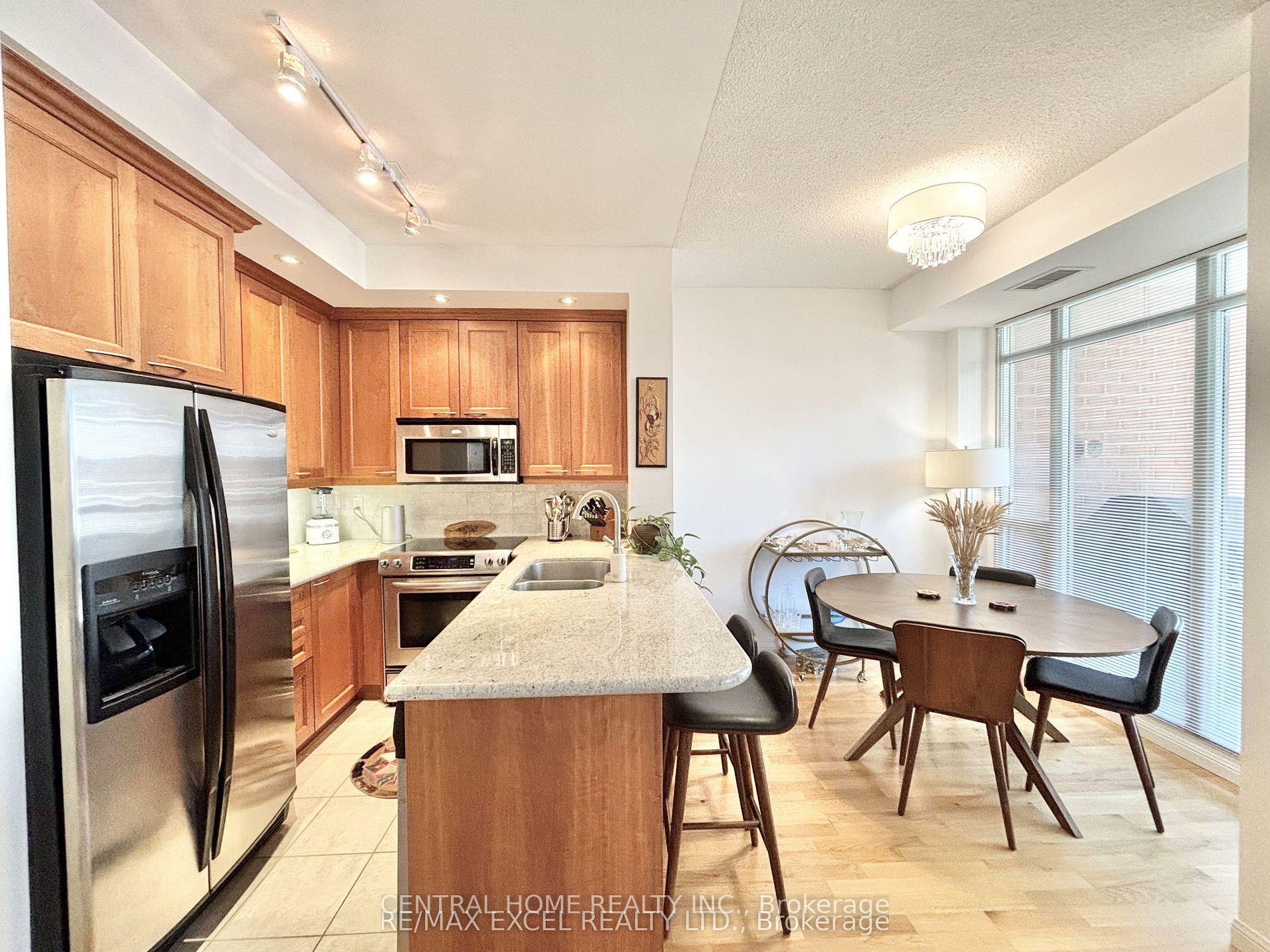 Photo 8 of Unit 426, 900 Mount Pleasant Road, Toronto, Mount Pleasant West — HOMEH