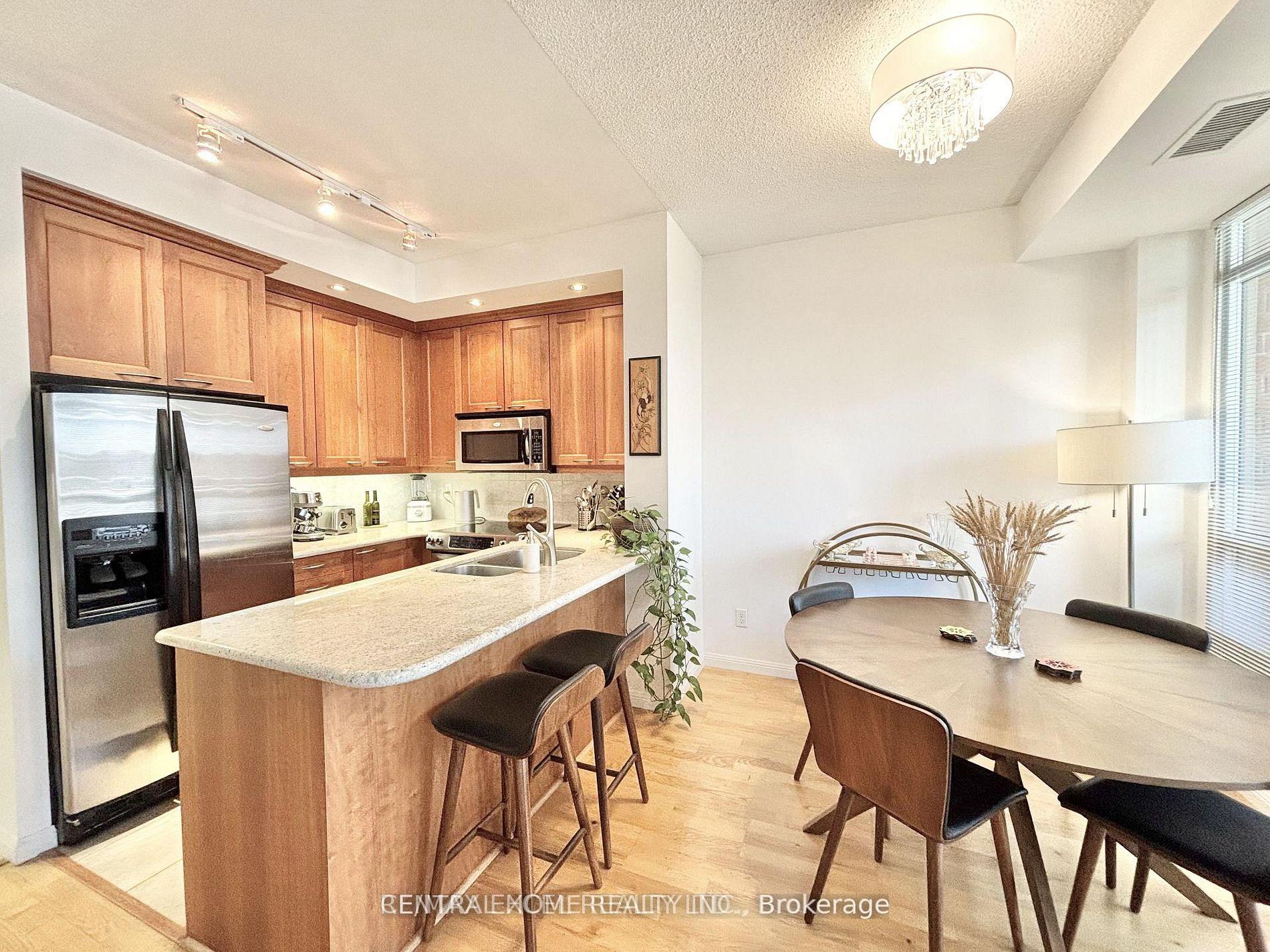 Photo 10 of Unit 426, 900 Mount Pleasant Road, Toronto, Mount Pleasant West — HOMEH