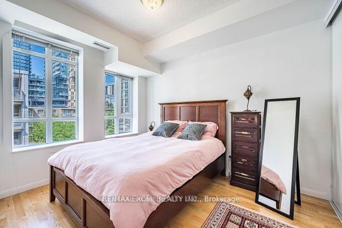 Photo 14 of Unit 426, 900 Mount Pleasant Road, Toronto, Mount Pleasant West — HOMEH