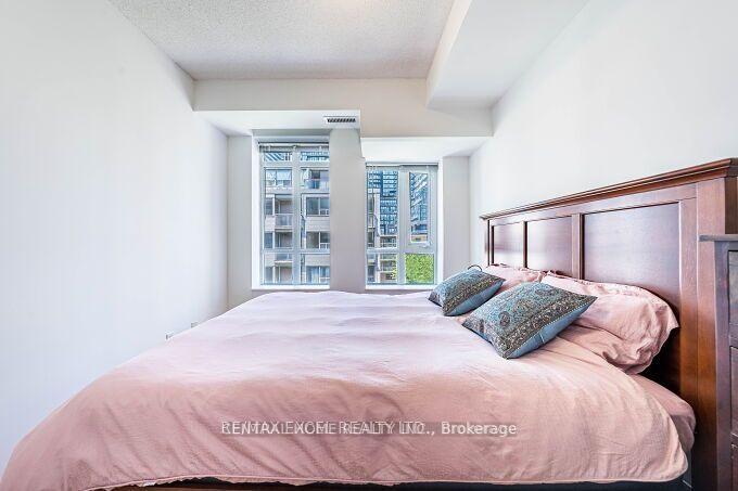 Photo 16 of Unit 426, 900 Mount Pleasant Road, Toronto, Mount Pleasant West — HOMEH