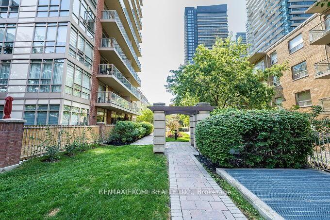 Photo 39 of Unit 426, 900 Mount Pleasant Road, Toronto, Mount Pleasant West — HOMEH