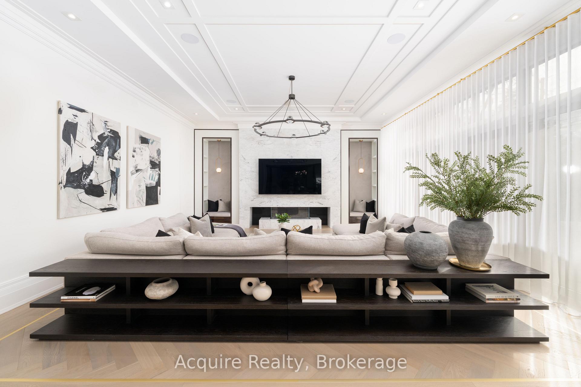 Photo 10 of 55 Leacroft Crescent, North York, Banbury-Don Mills — HOMEH