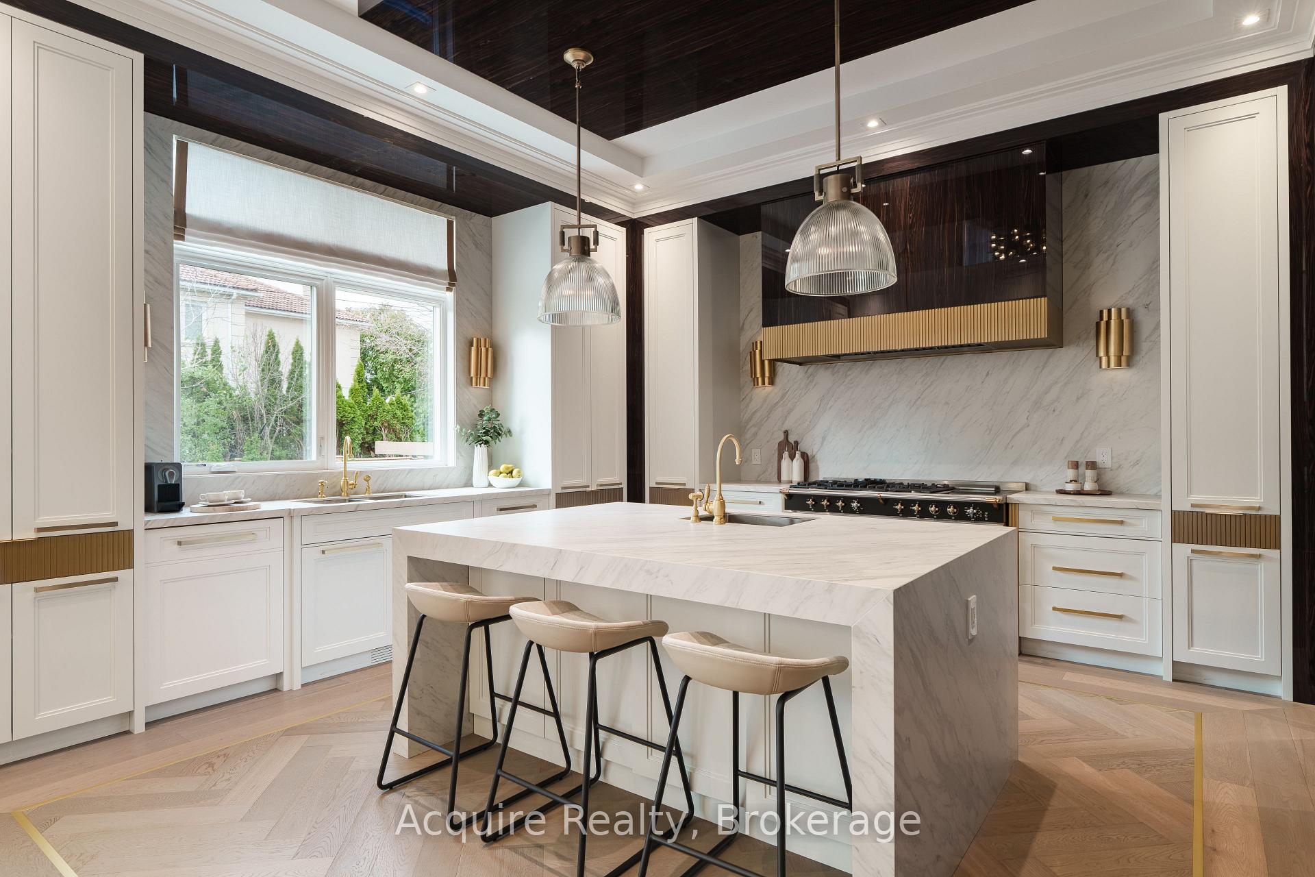 Photo 12 of 55 Leacroft Crescent, North York, Banbury-Don Mills — HOMEH