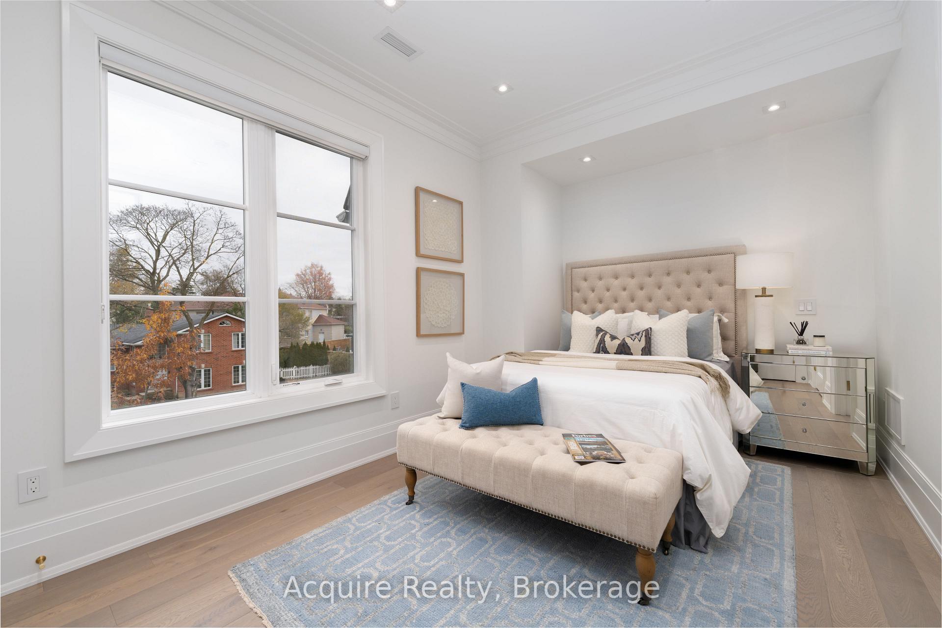 Photo 27 of 55 Leacroft Crescent, North York, Banbury-Don Mills — HOMEH