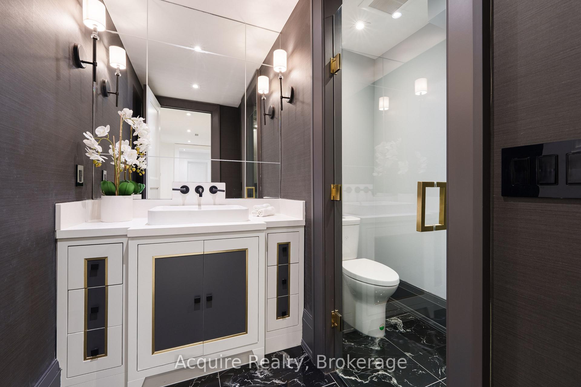 Photo 42 of 55 Leacroft Crescent, North York, Banbury-Don Mills — HOMEH