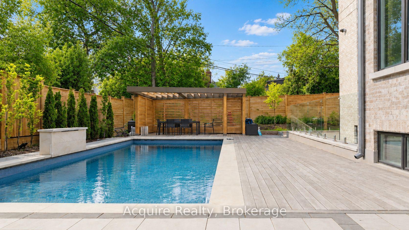 Photo 44 of 55 Leacroft Crescent, North York, Banbury-Don Mills — HOMEH
