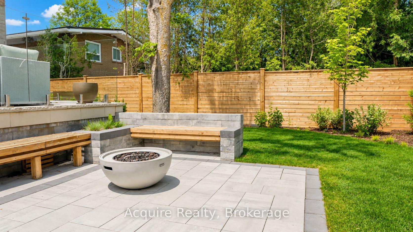 Photo 45 of 55 Leacroft Crescent, North York, Banbury-Don Mills — HOMEH