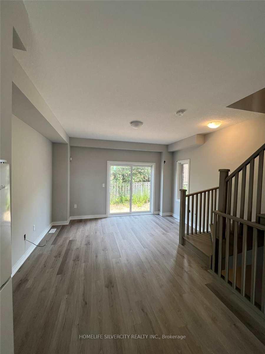 Photo 6 of Unit 6, 527 Shaver Road, Hamilton, Ancaster — HOMEH