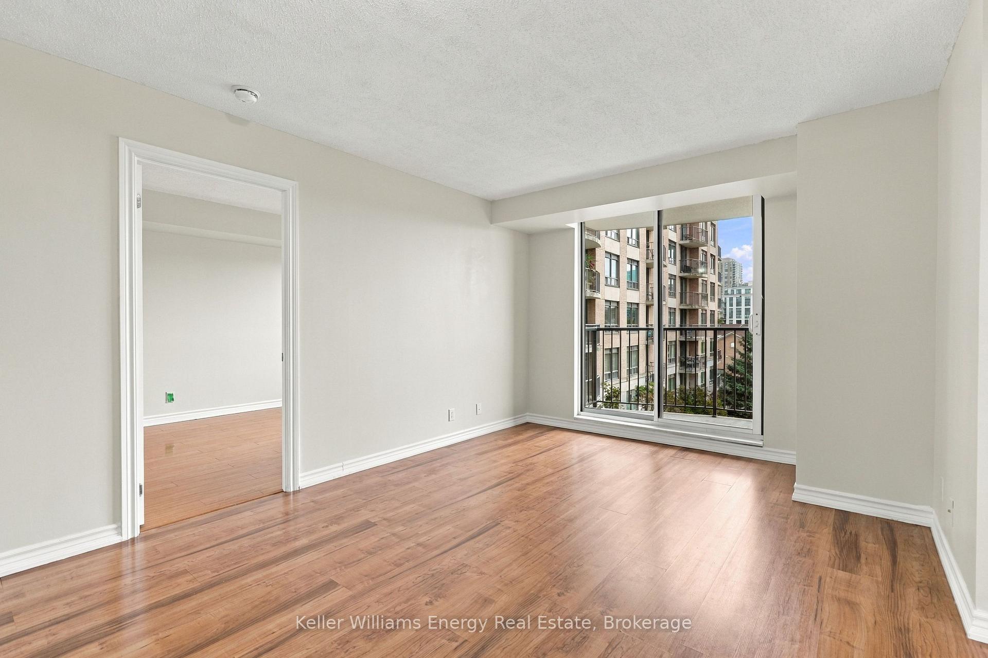 Photo 9 of Unit 402, 16 Dallimore Circle, North York, Banbury-Don Mills — HOMEH