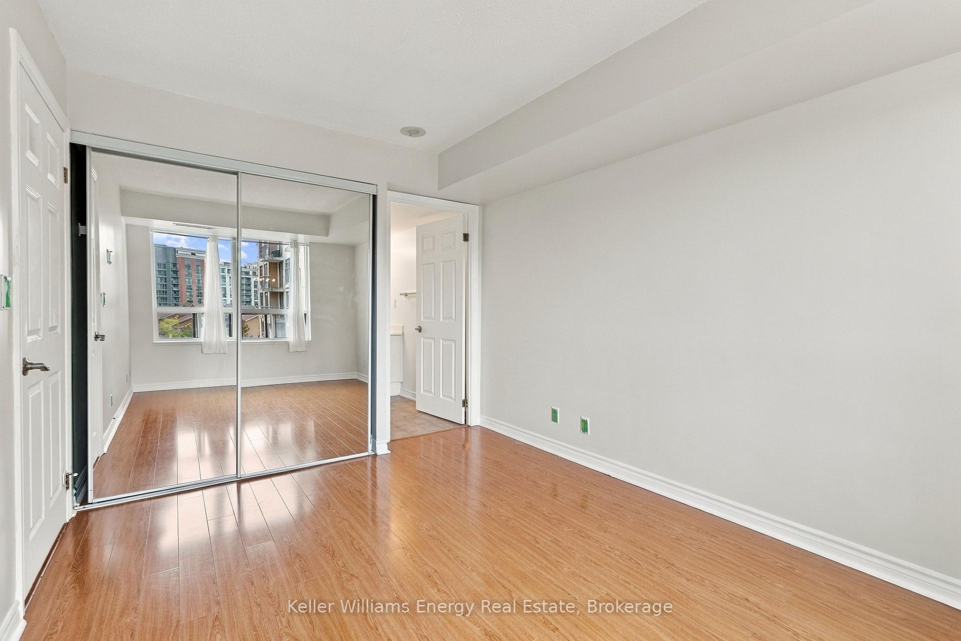 Photo 10 of Unit 402, 16 Dallimore Circle, North York, Banbury-Don Mills — HOMEH