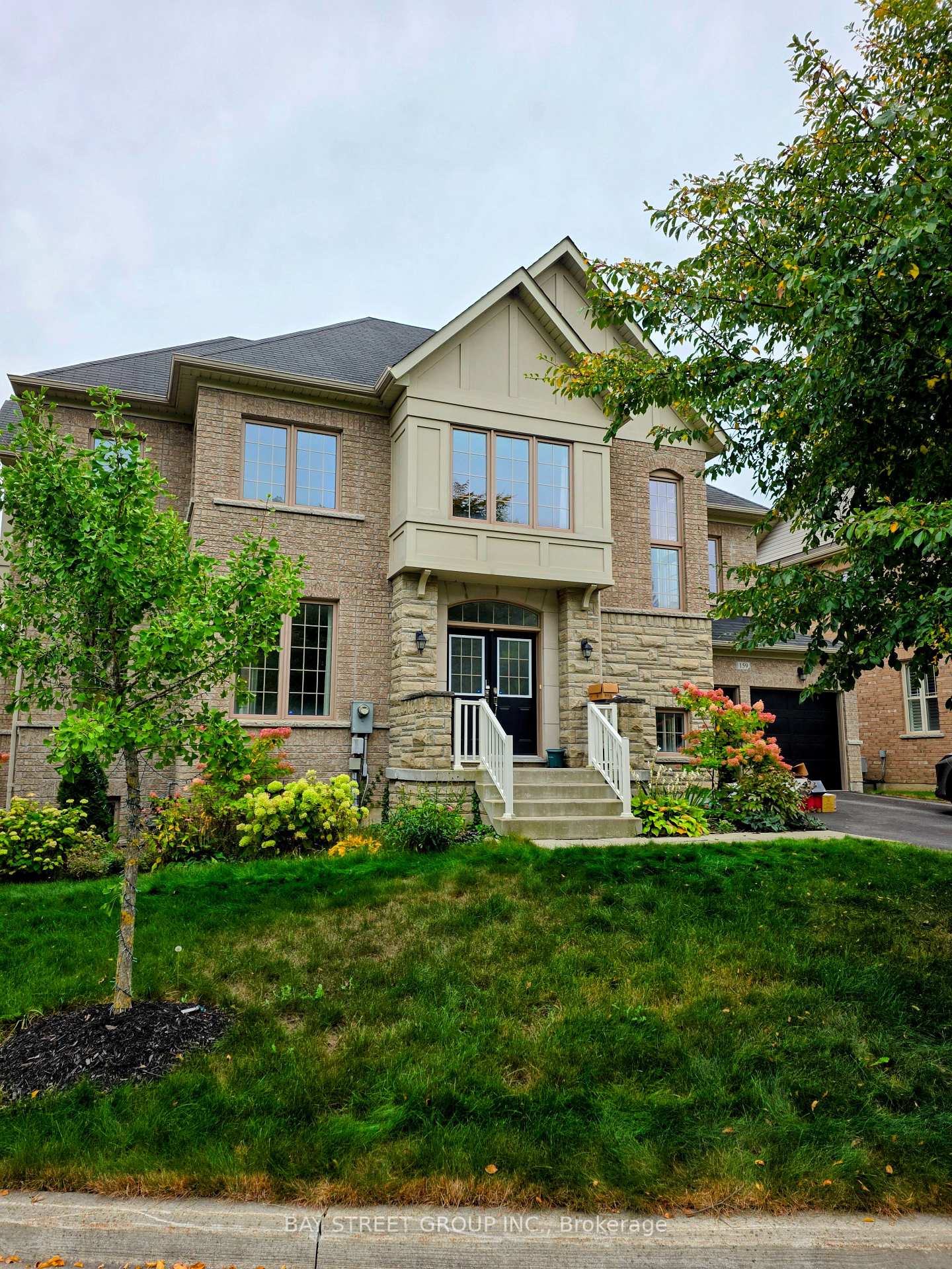 Photo 1 of 159 Riding Mountain Drive, Richmond Hill, Jefferson — HOMEH