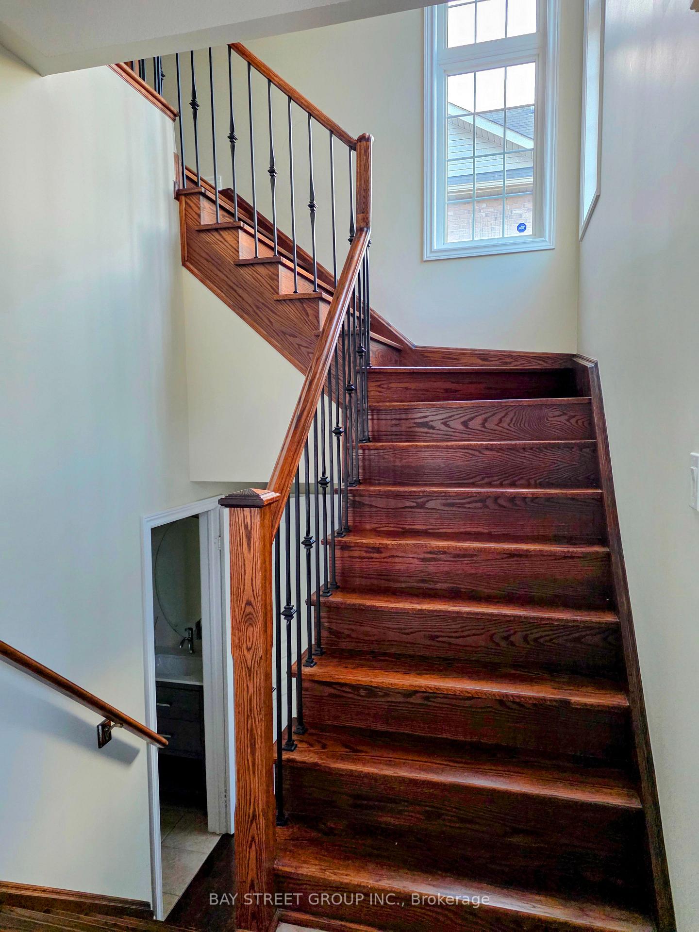 Photo 12 of 159 Riding Mountain Drive, Richmond Hill, Jefferson — HOMEH