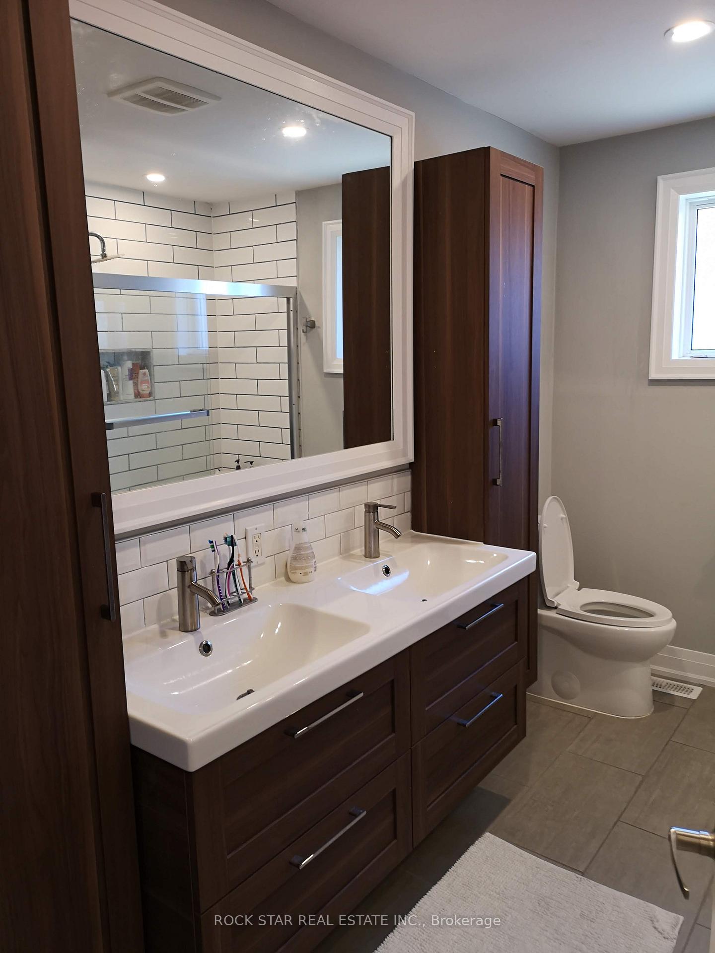 Photo 6 of Unit Main, 258 Carson Drive, Hamilton, Lisgar — HOMEH