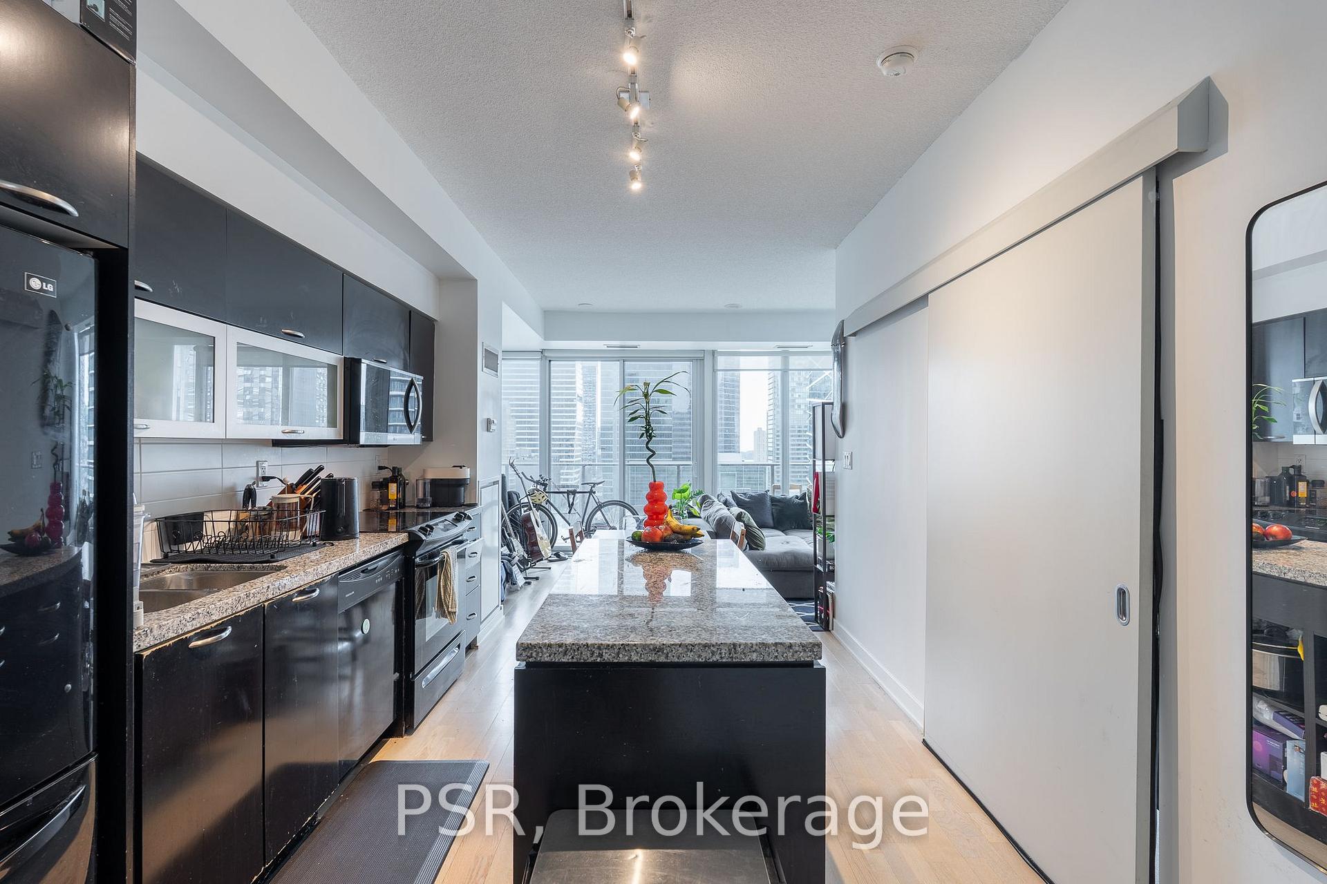 Photo 2 of Unit 1803, 126 Simcoe Street, Toronto, Waterfront Communities — HOMEH
