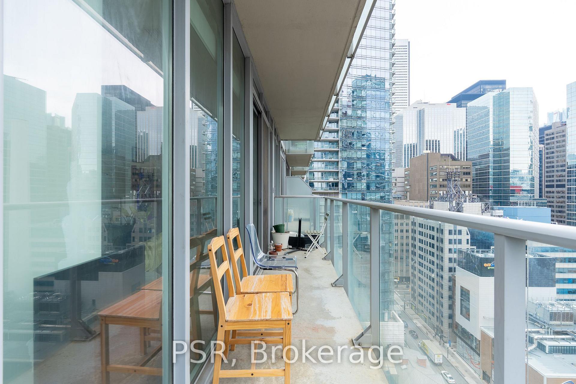 Photo 12 of Unit 1803, 126 Simcoe Street, Toronto, Waterfront Communities — HOMEH