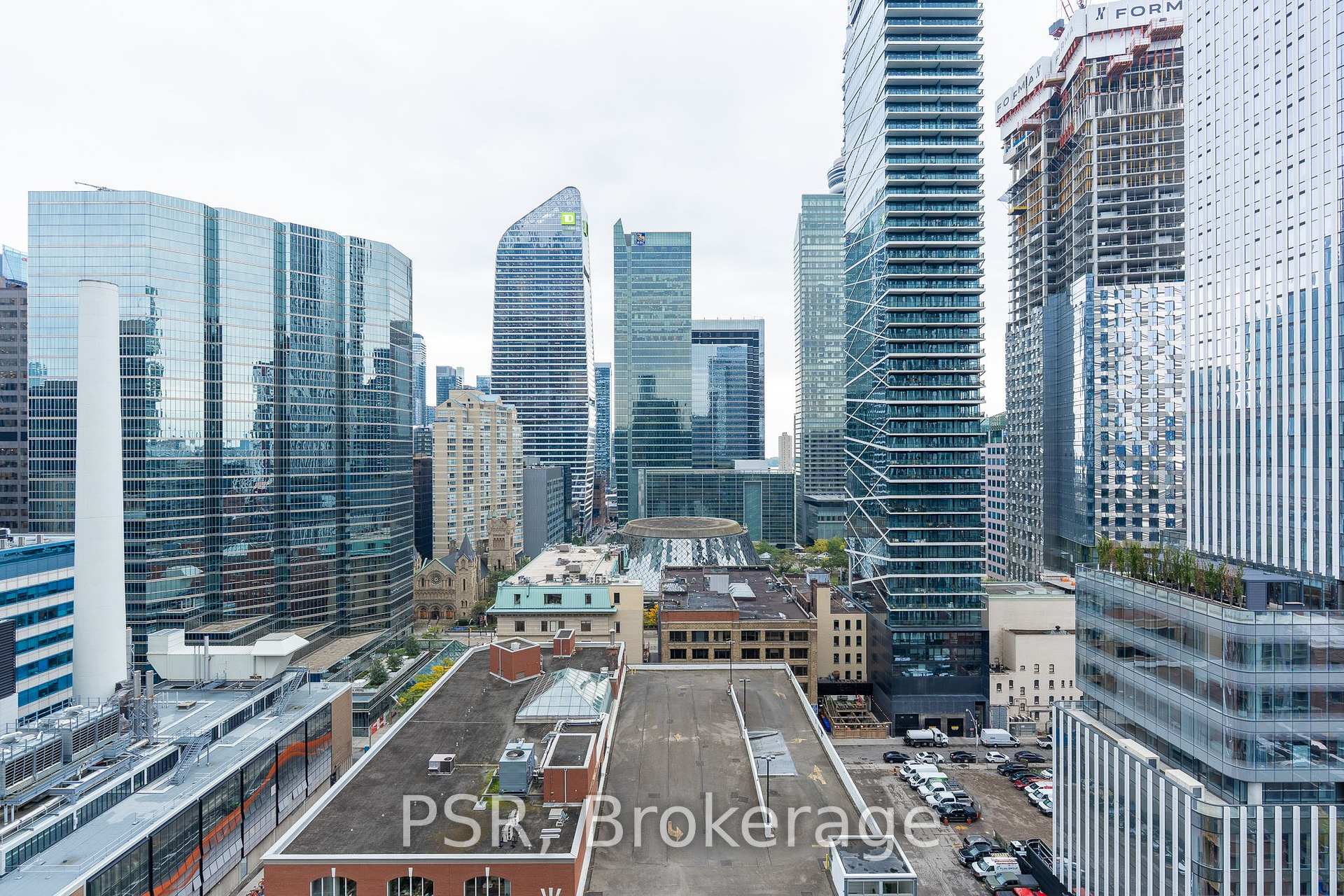 Photo 14 of Unit 1803, 126 Simcoe Street, Toronto, Waterfront Communities — HOMEH