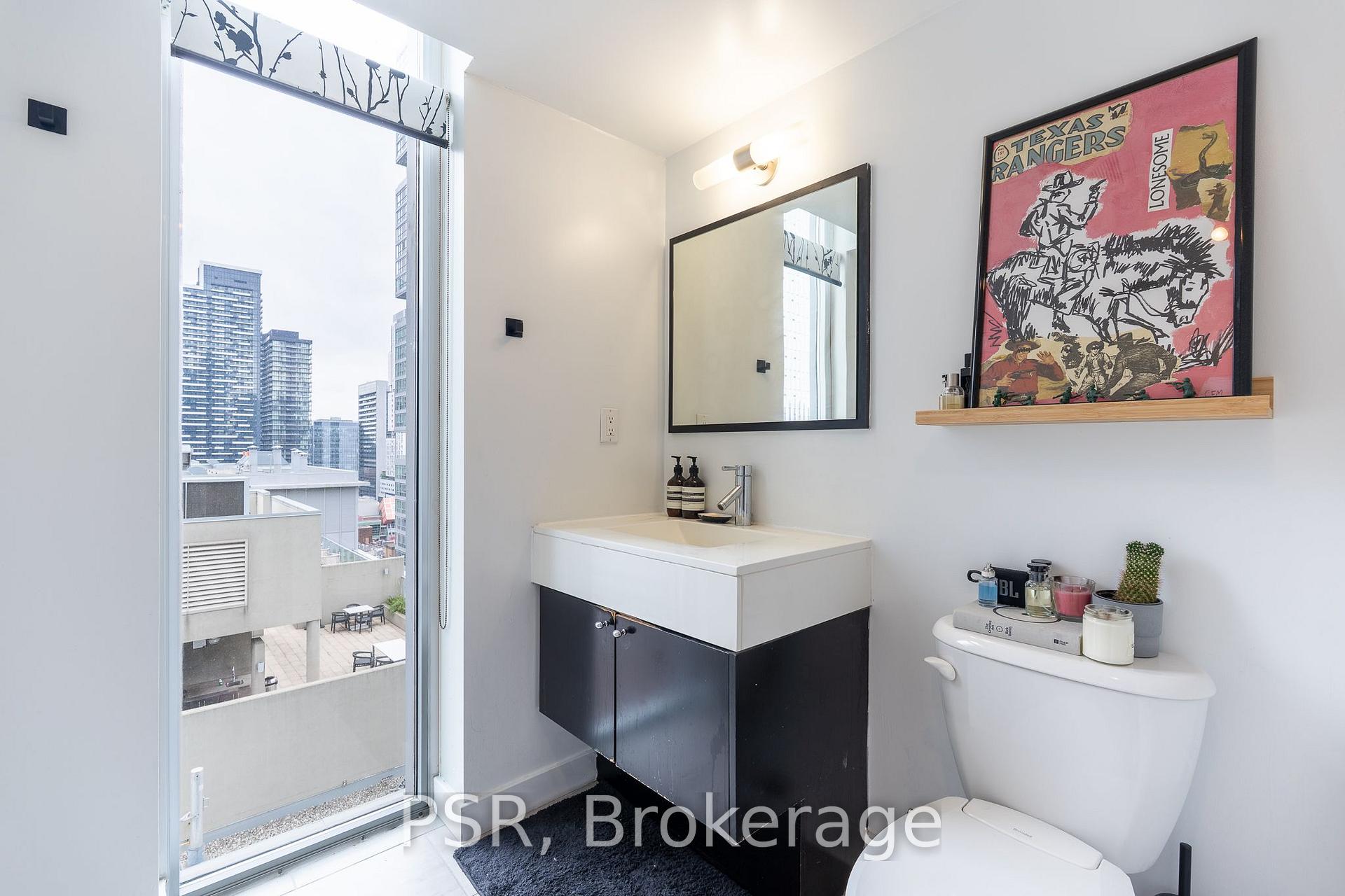 Photo 21 of Unit 1803, 126 Simcoe Street, Toronto, Waterfront Communities — HOMEH