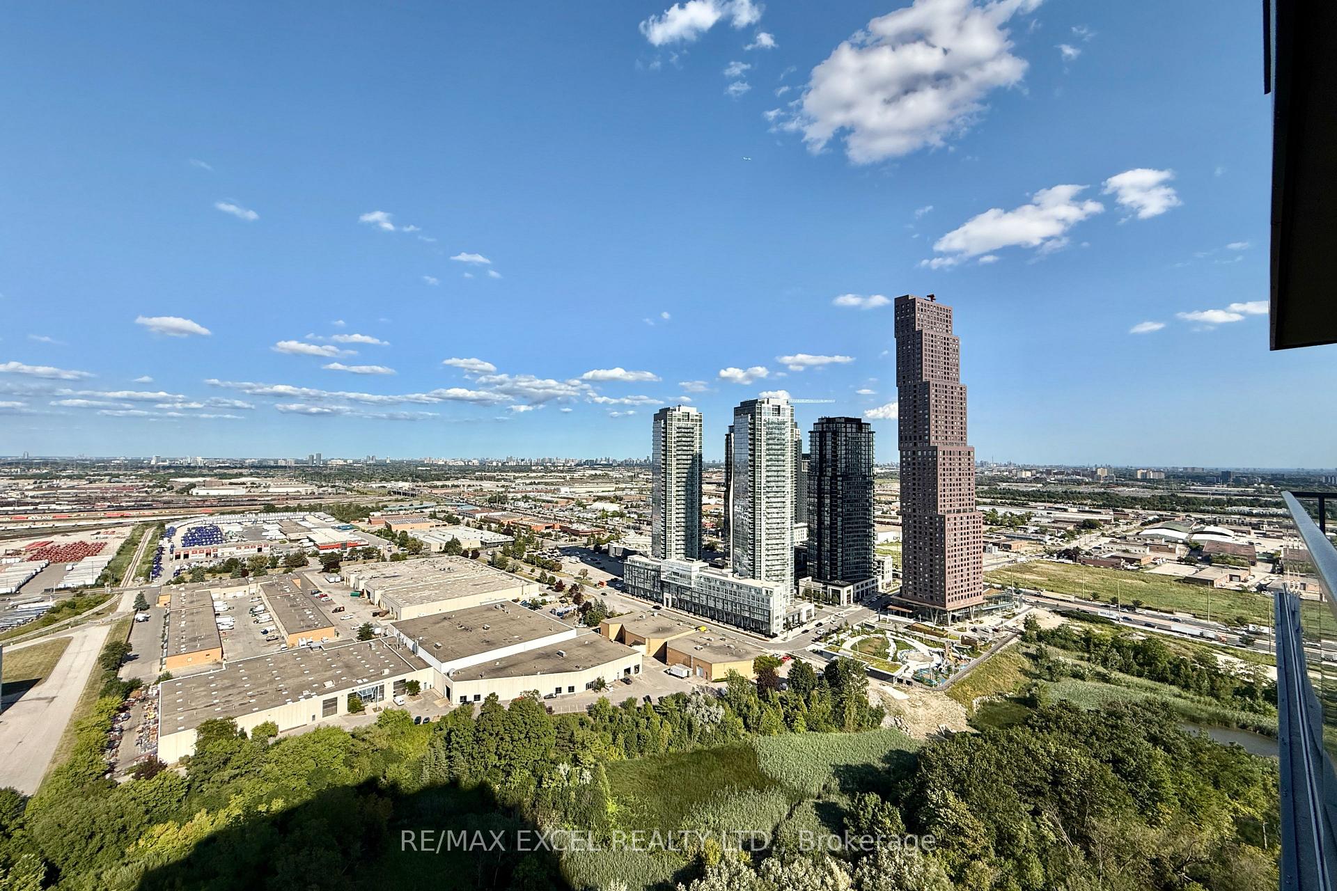 Photo 14 of Unit 3201, 7895 Jane Street, Vaughan, Concord — HOMEH