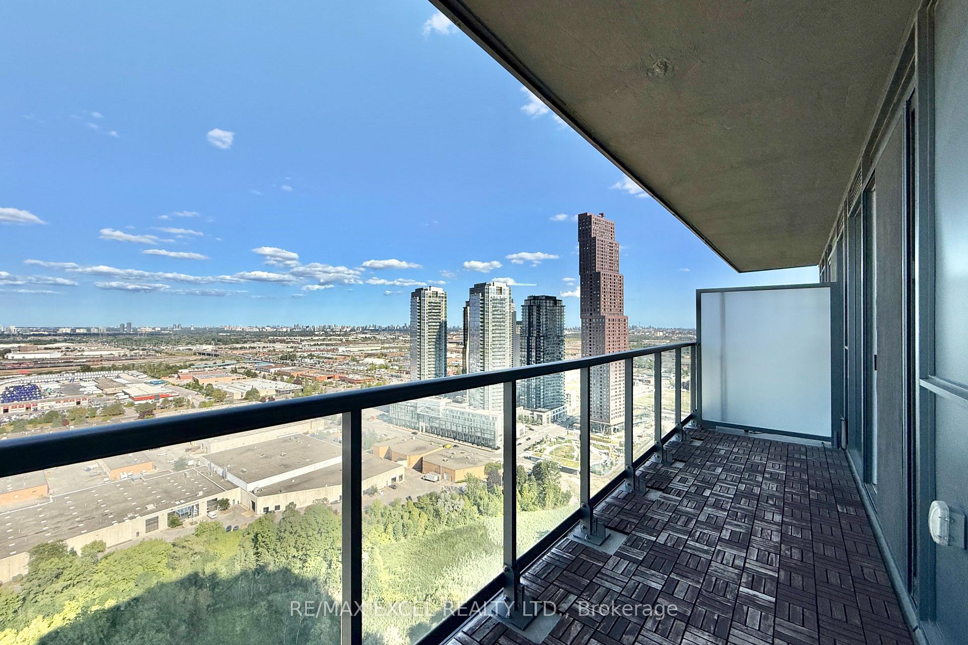 Photo 18 of Unit 3201, 7895 Jane Street, Vaughan, Concord — HOMEH