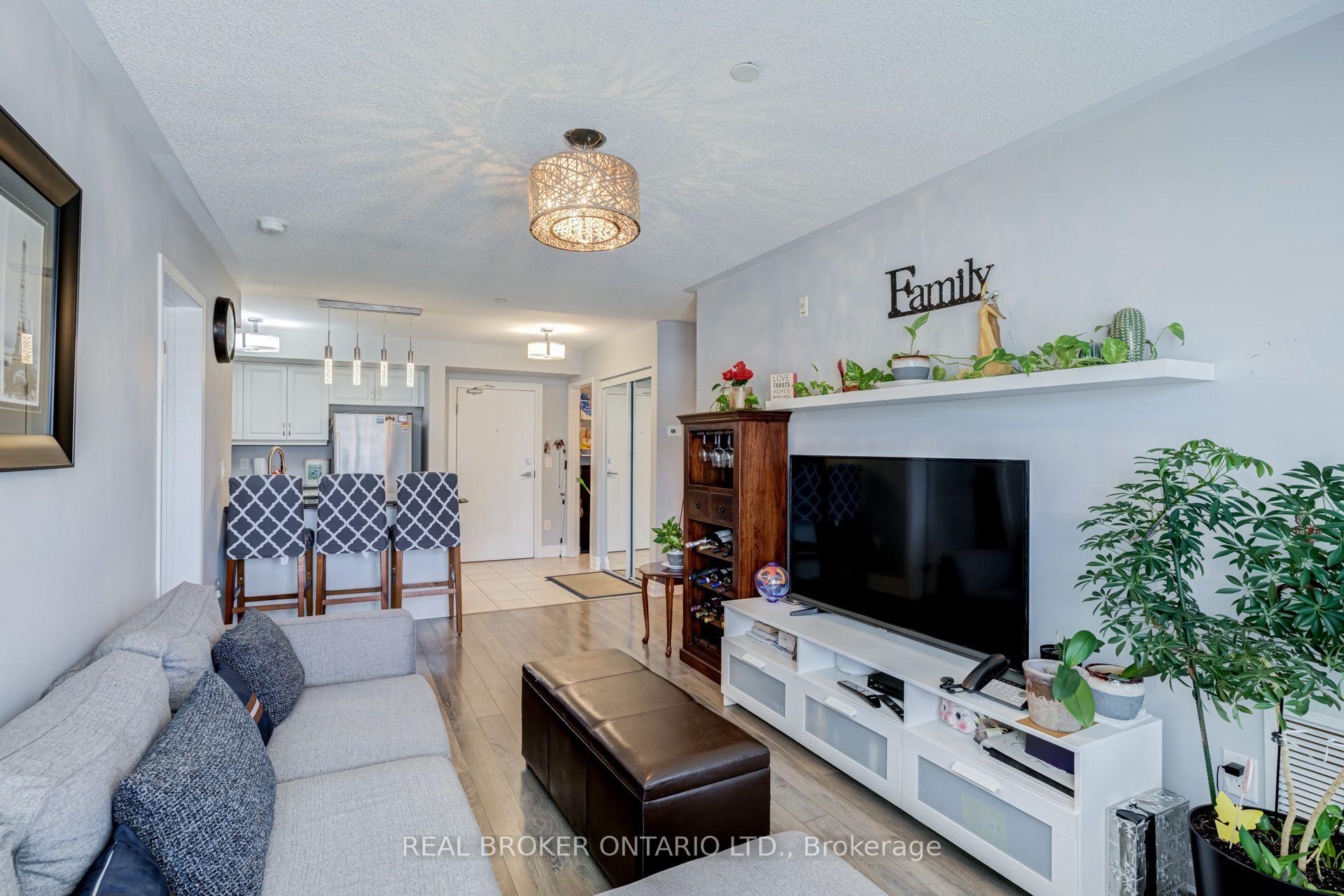 Photo 10 of Unit 105, 1045 Nadalin Heights, Milton, Willmott — HOMEH