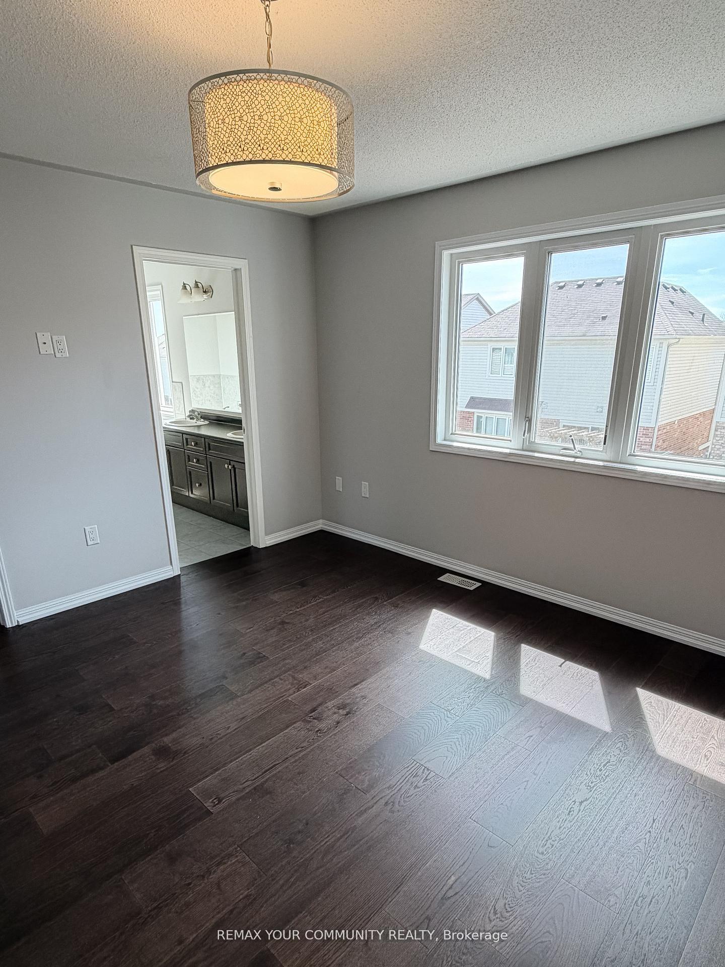 Photo 27 of 18 Gordon Drive, New Tecumseth, Alliston — HOMEH