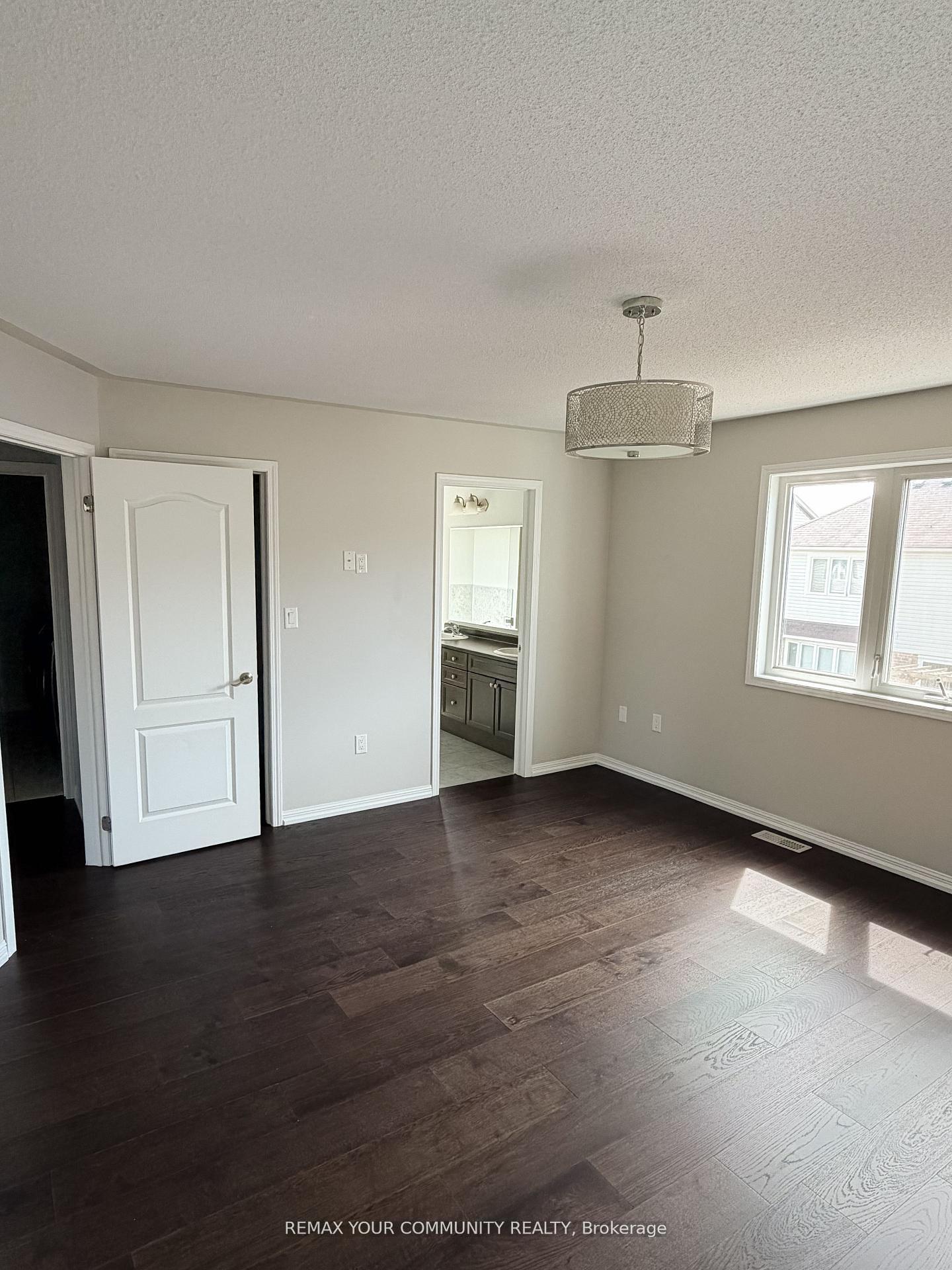 Photo 39 of 18 Gordon Drive, New Tecumseth, Alliston — HOMEH