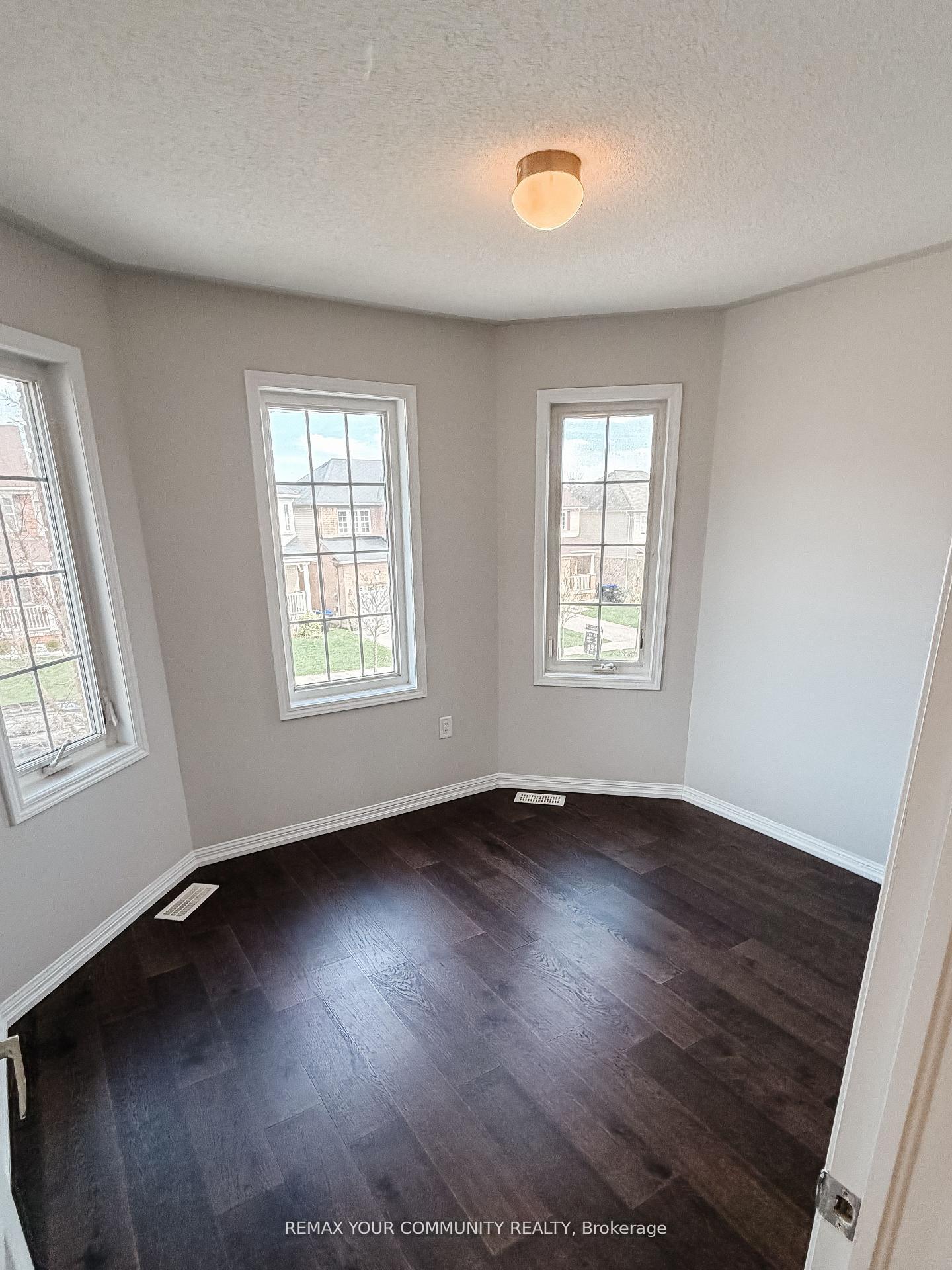 Photo 59 of 18 Gordon Drive, New Tecumseth, Alliston — HOMEH